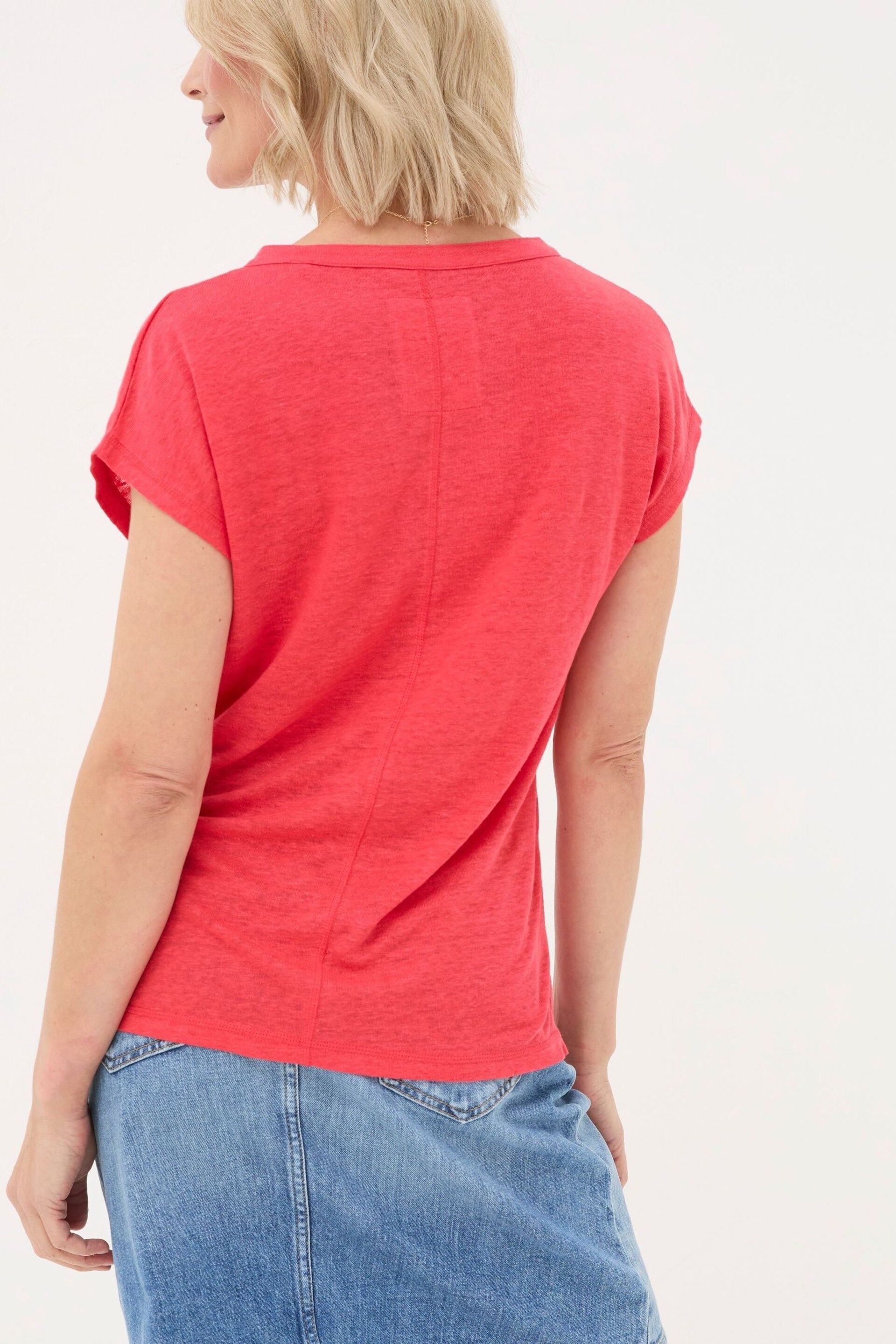 FatFace Red Linen Notch Neck Top - Image 2 of 4