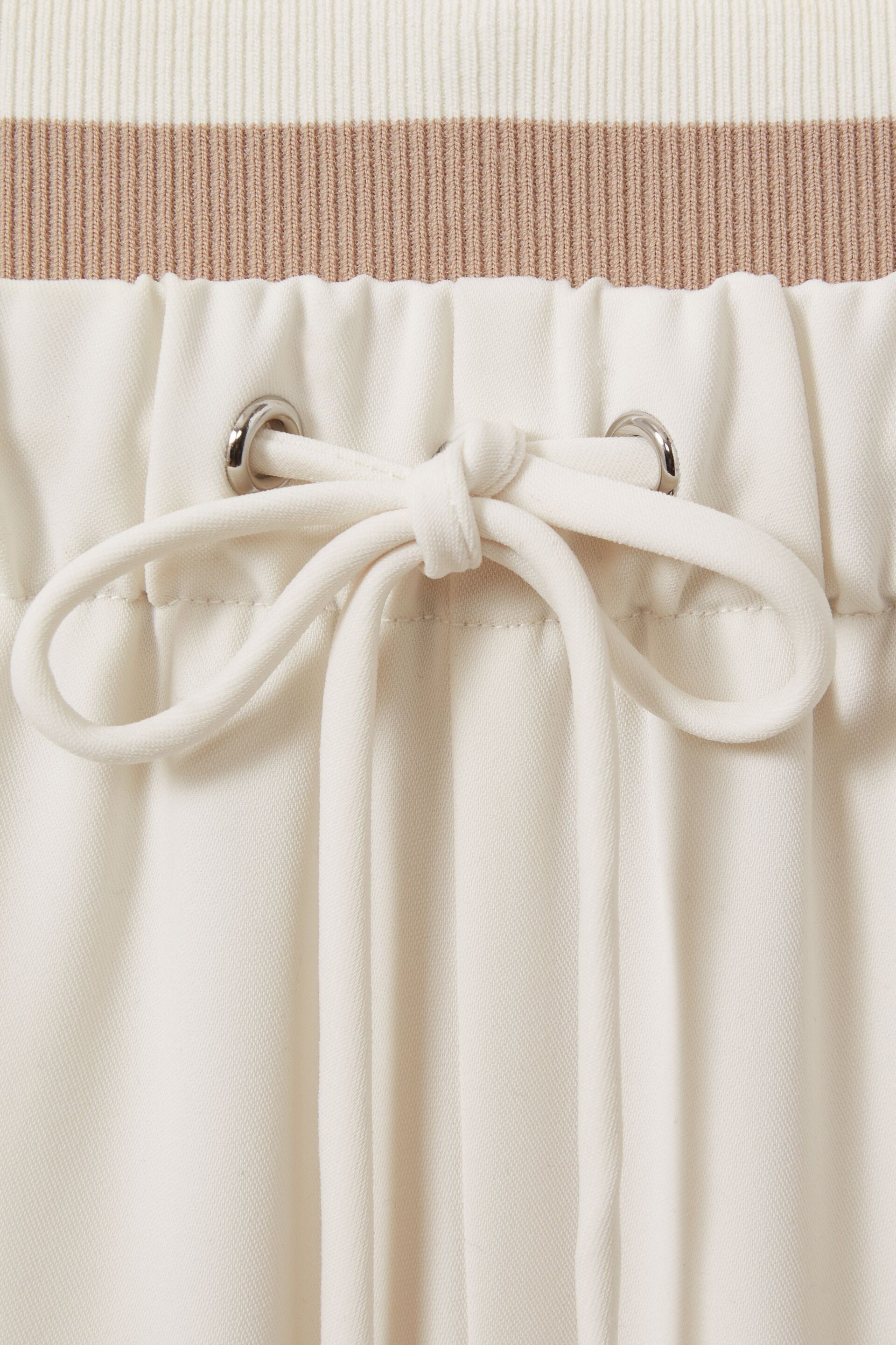 Reiss Cream Fleur Waistband Detail Wide Leg Trousers - Image 6 of 6