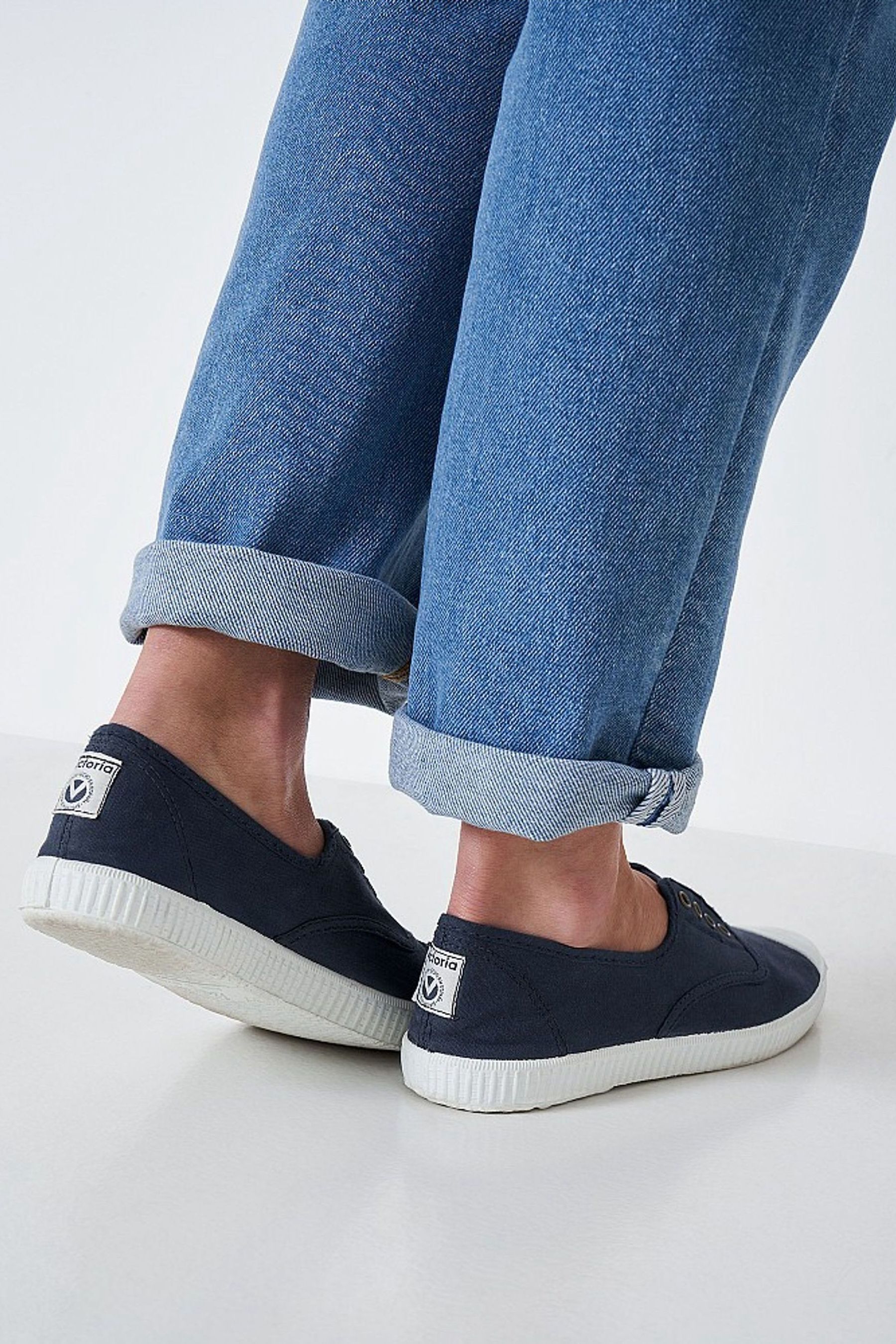Laceless pumps hot sale