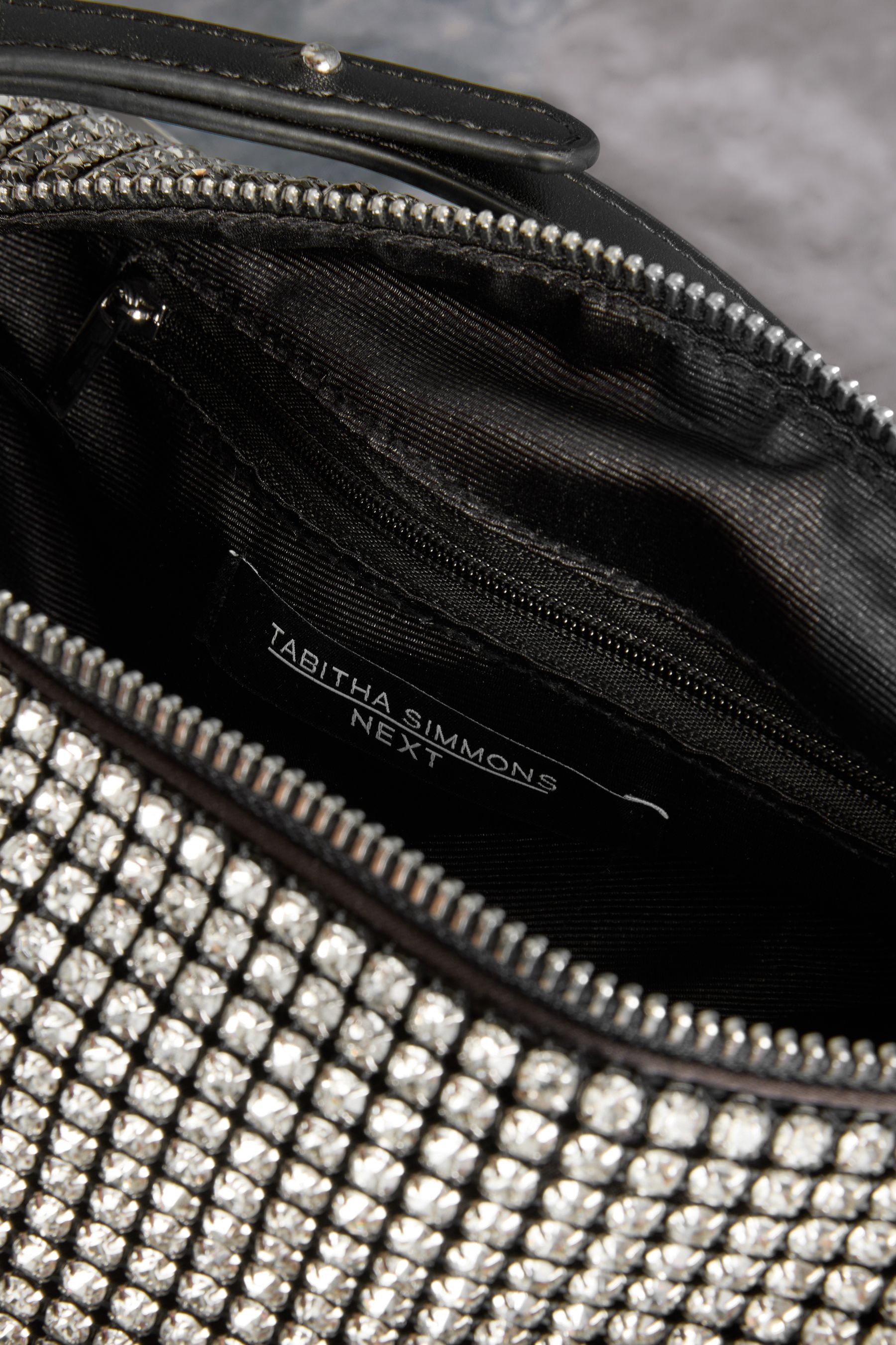 Converse graphic barrel bag top