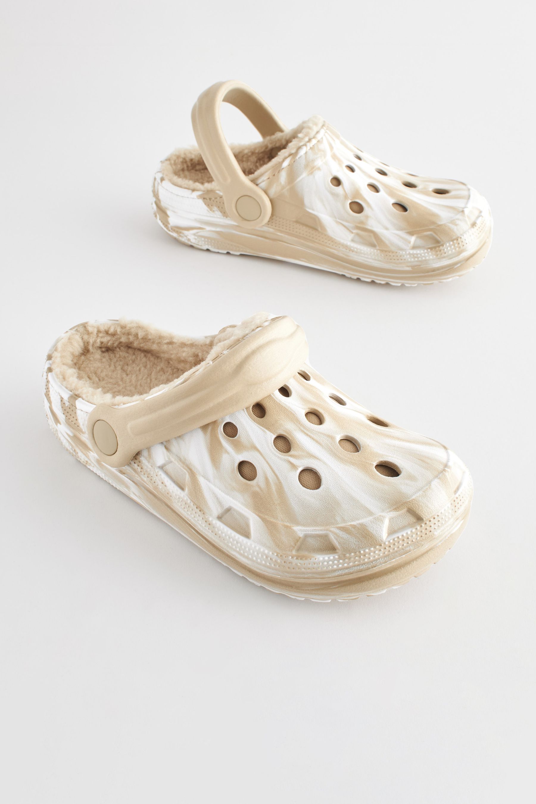 Variety slippers outlet