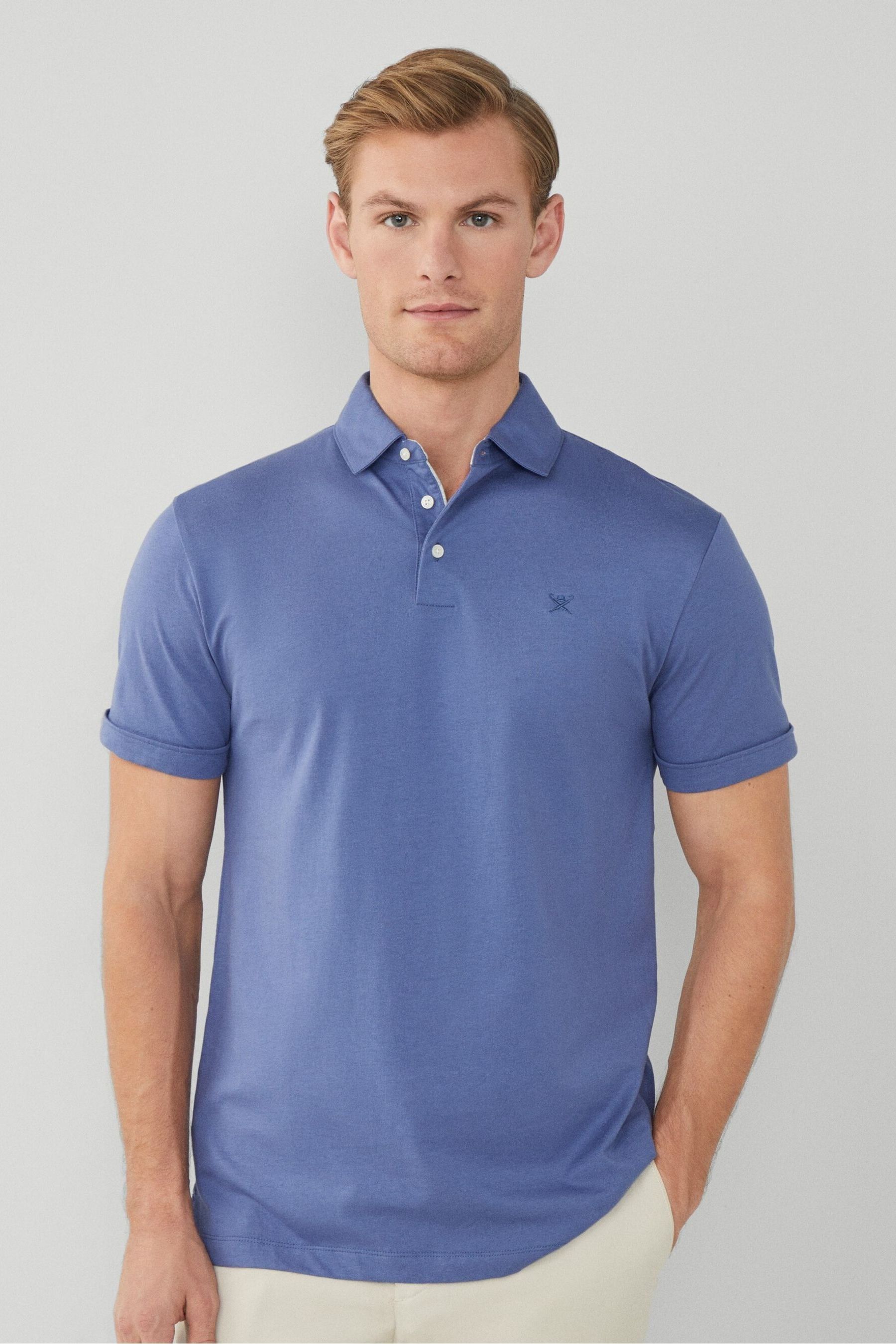Hackett men online