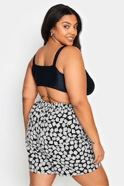 Yours Curve Black Abstract Print Swim Shorts - Image 3 of 5