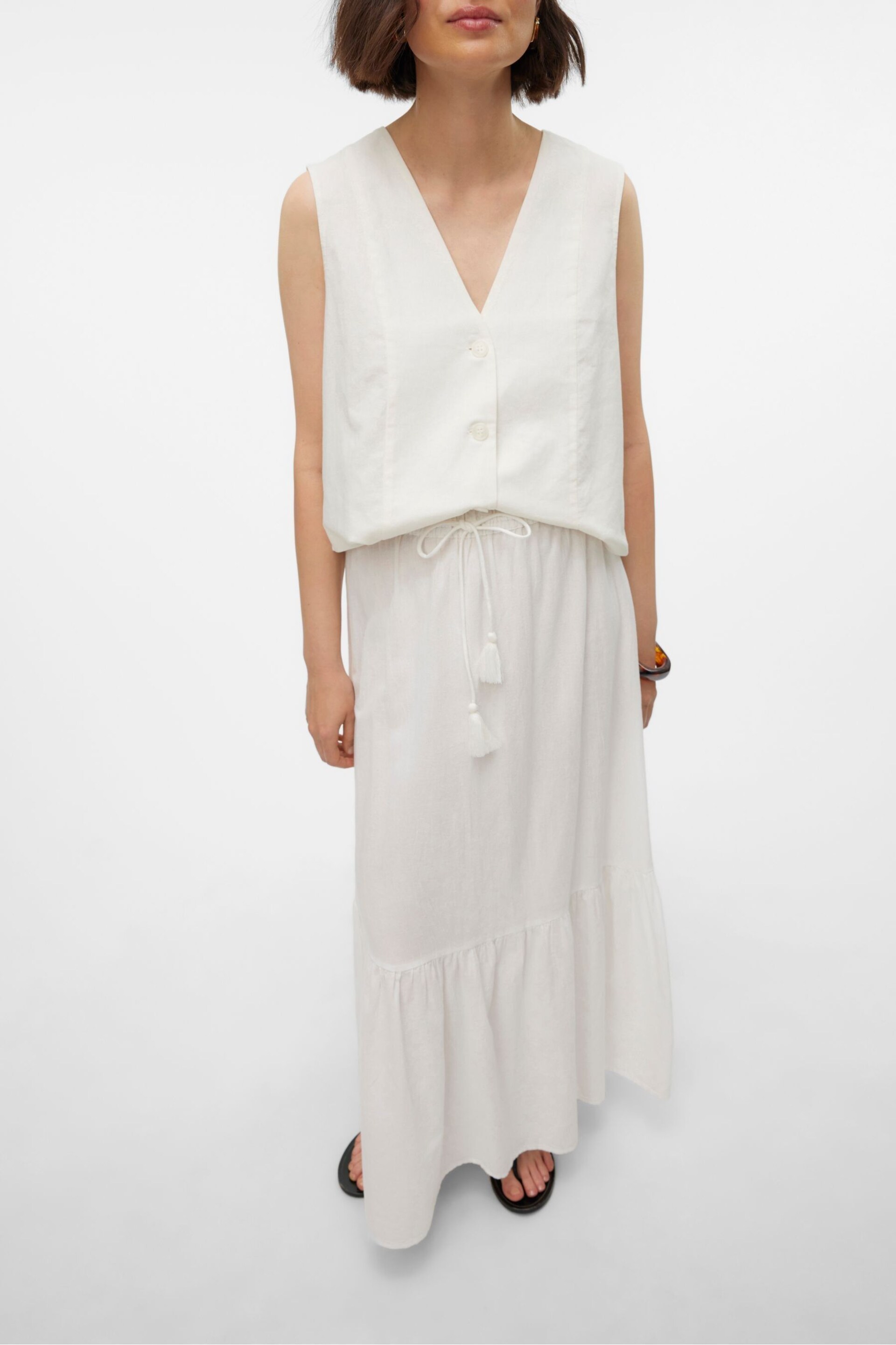 VERO MODA White Tiered Summer Maxi Skirt - Image 4 of 6