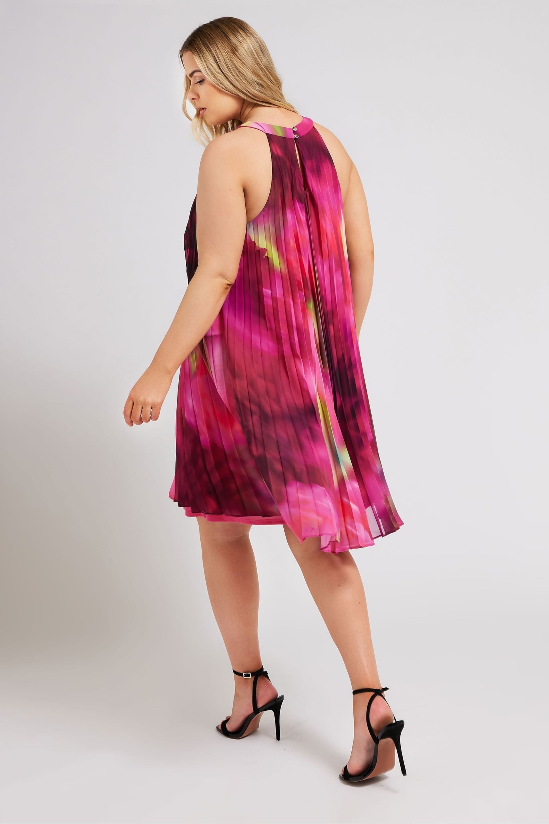 Yours Curve Pink Tropical Print Halter Neck Dress - Image 4 of 5