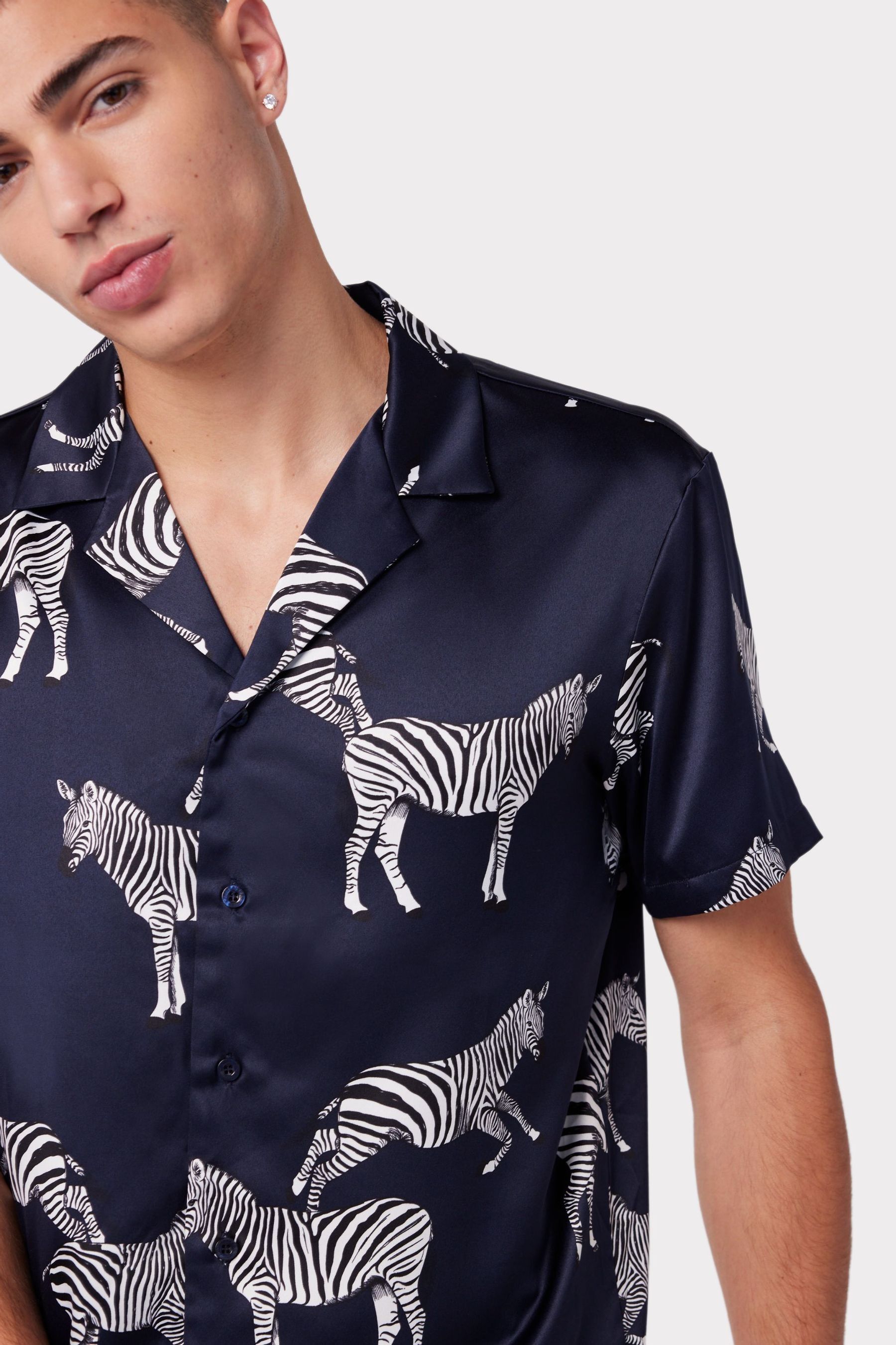 Chelsea peers zebra online