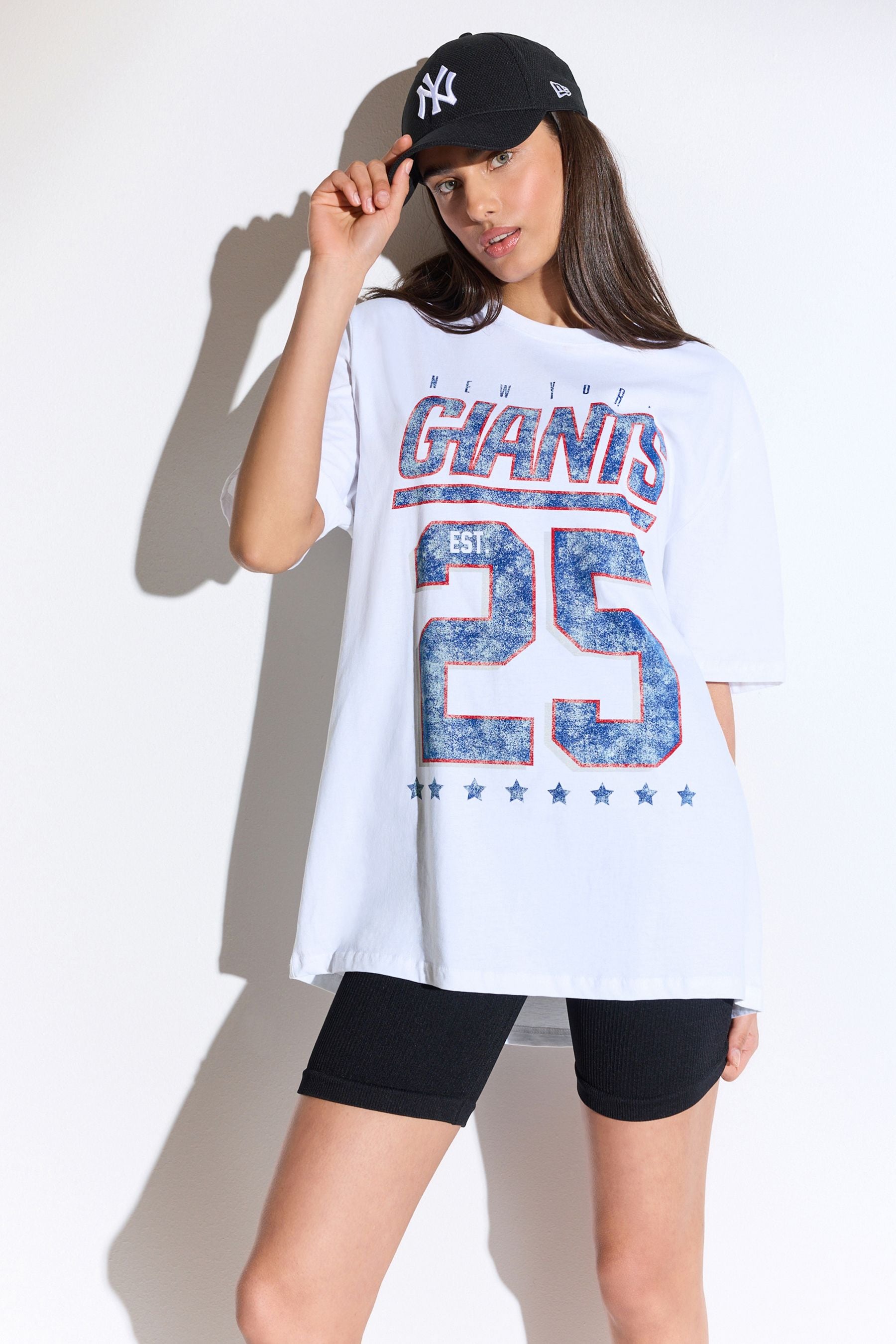 Buy New York Giants Relaxed Fit American License NFL 100 Cotton Graphic T Shirt from the Next UK online shop