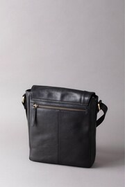 Lakeland Leather Keswick Medium Leather Messenger Bag In - Image 2 of 7