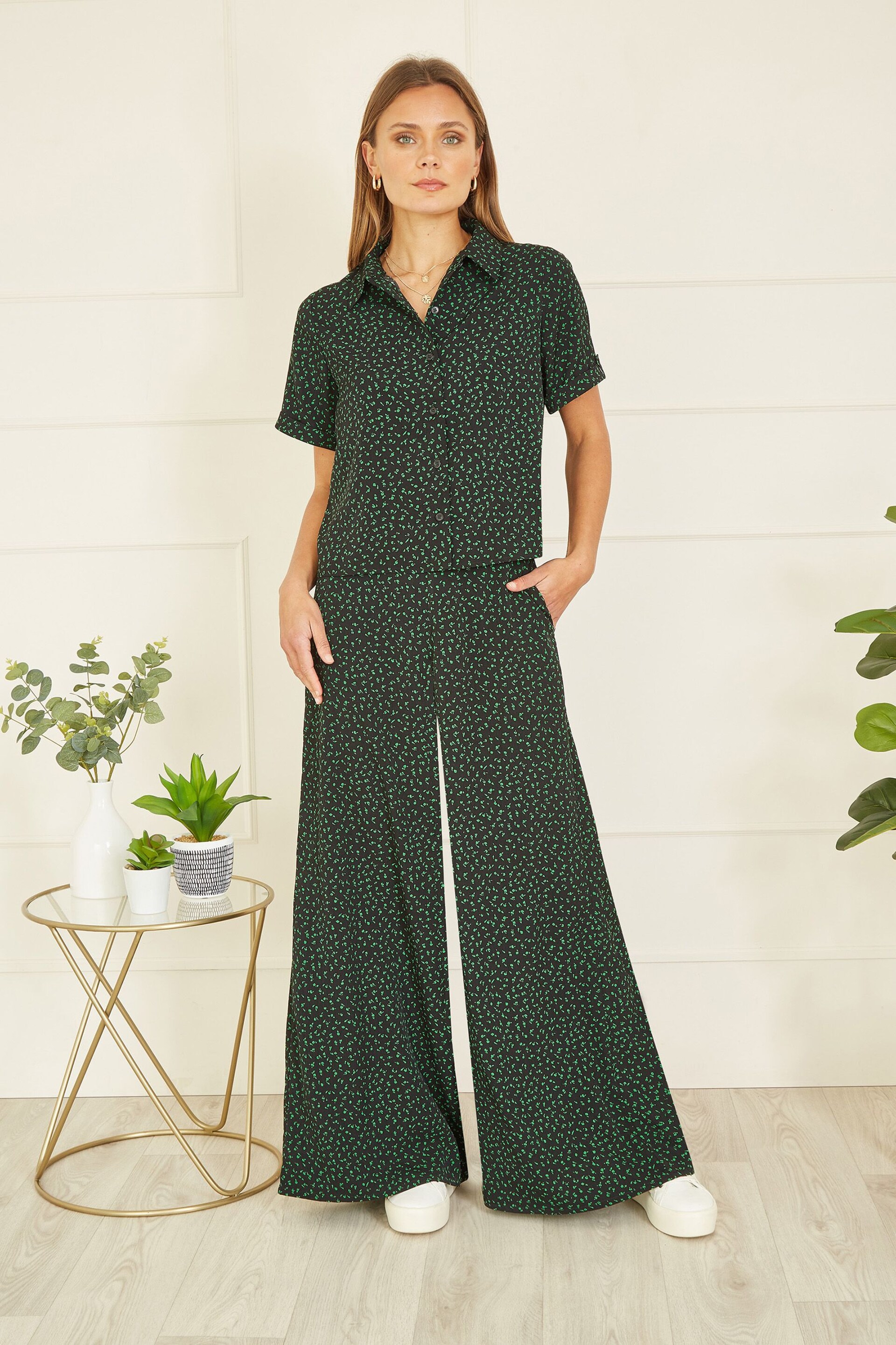 Yumi Green Ditsy Floral Print Relaxed Wide Leg Trousers - Image 2 of 4