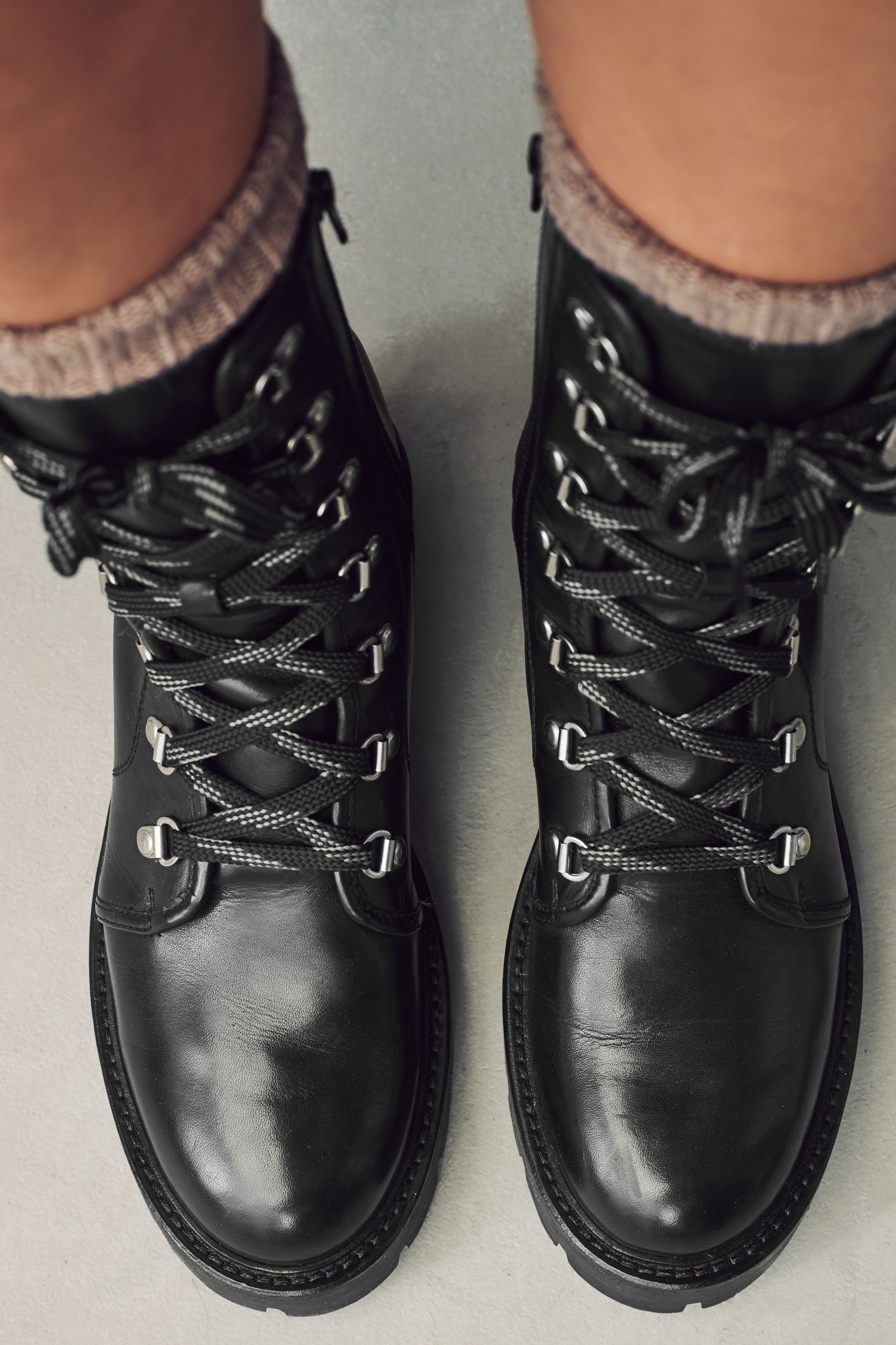 Frye deals samantha top hiker