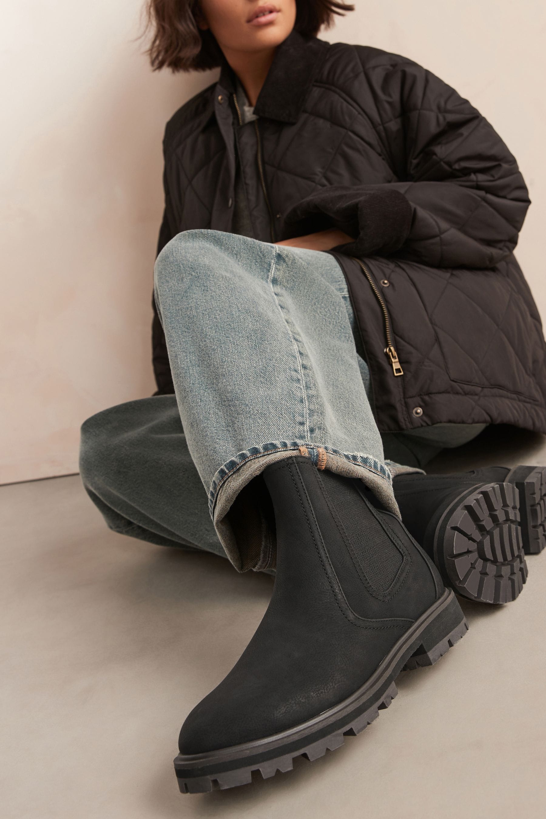 Ladies wide fit chelsea boots uk 2025