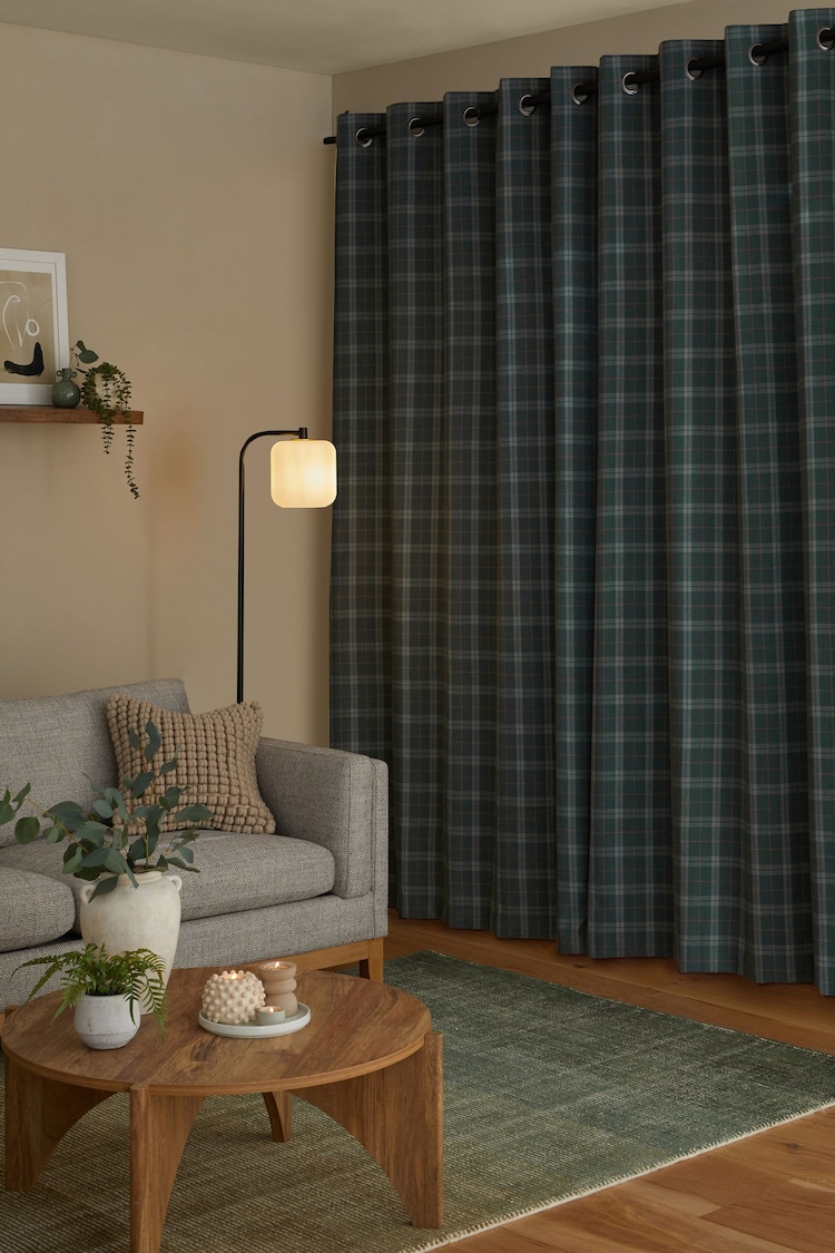 Green Brushed Check Super Thermal Eyelet Curtains - Image 2 of 7