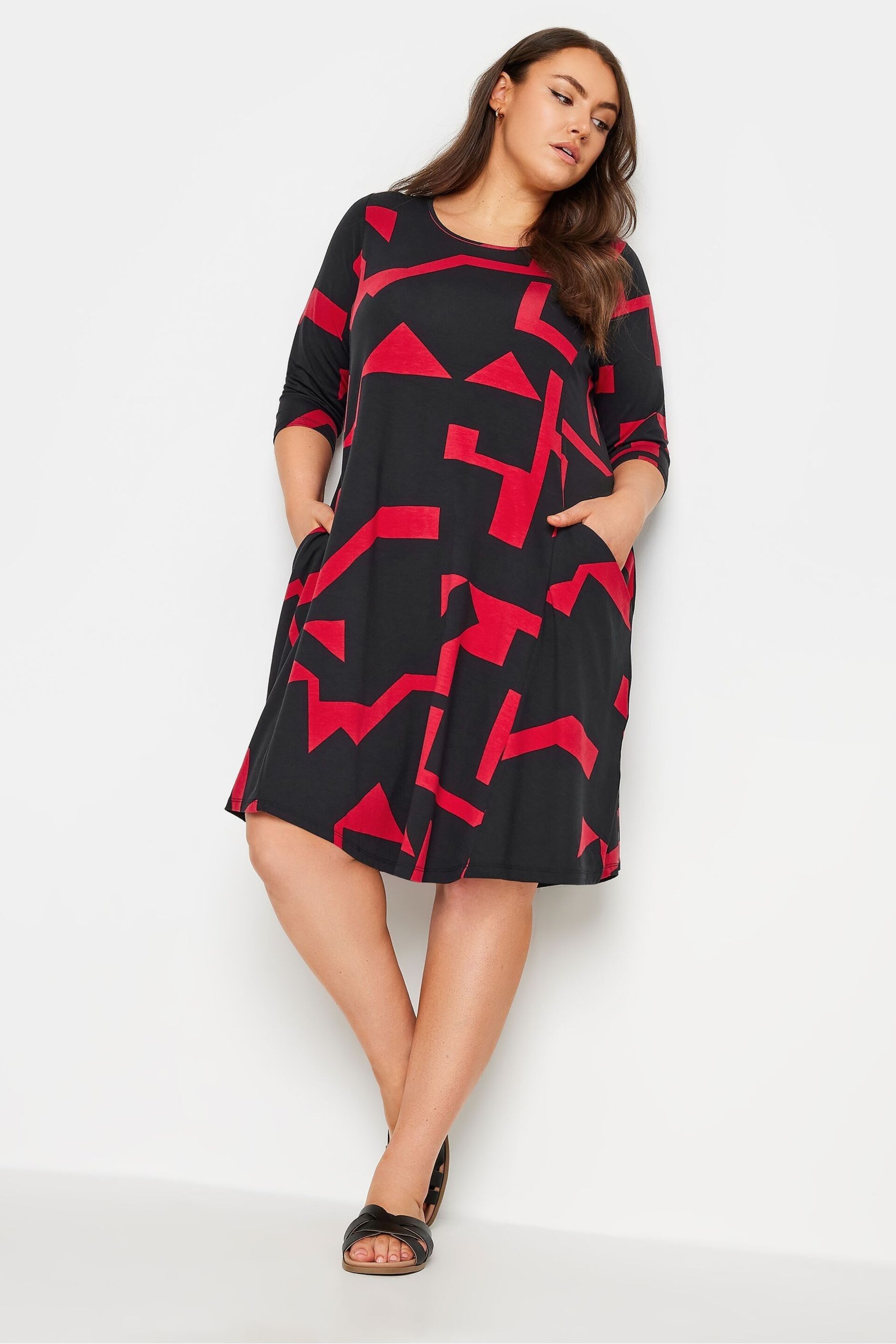Yours Curve Black Abstract Print Pocket Dress - Image 2 of 5