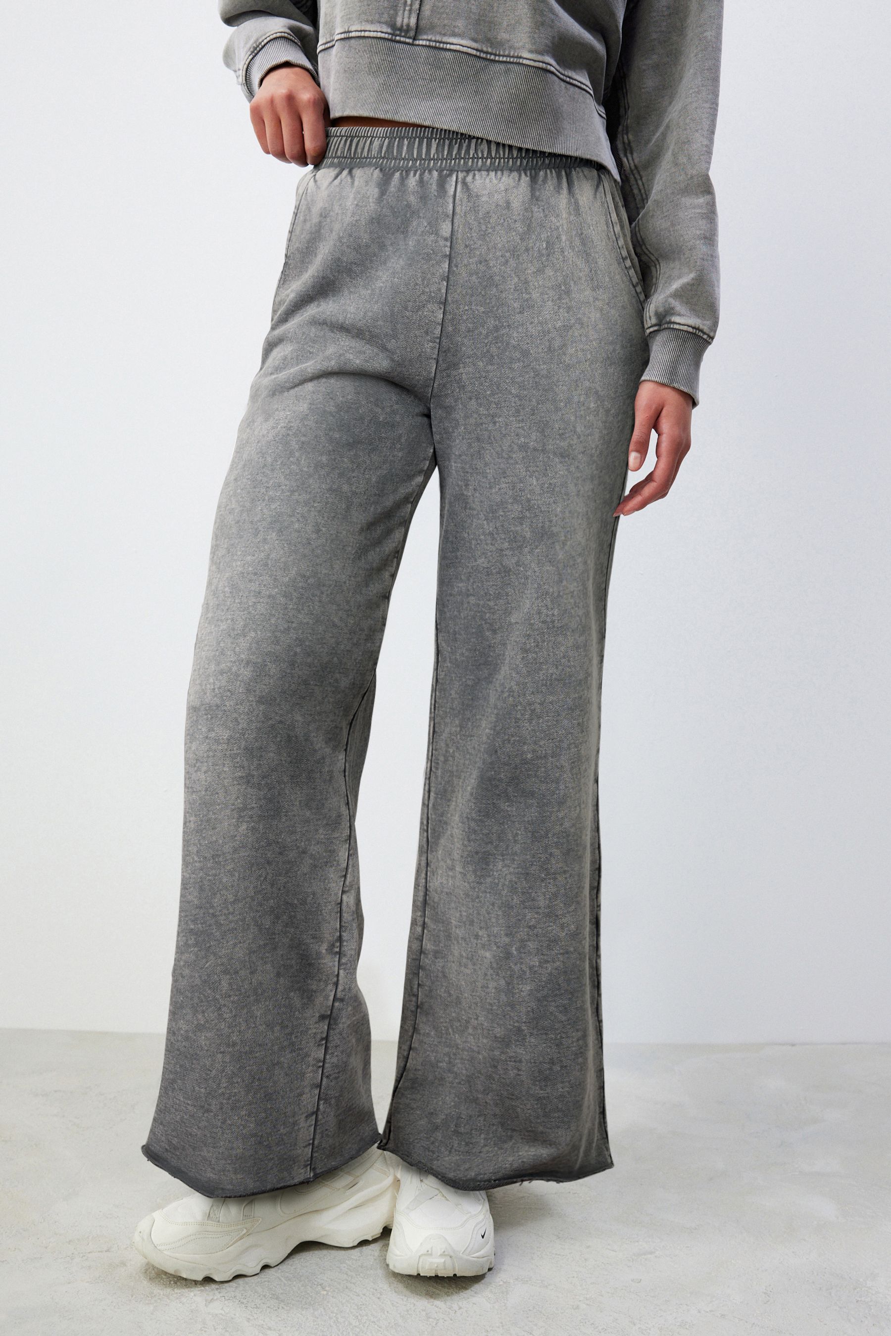 Next wide leg joggers online