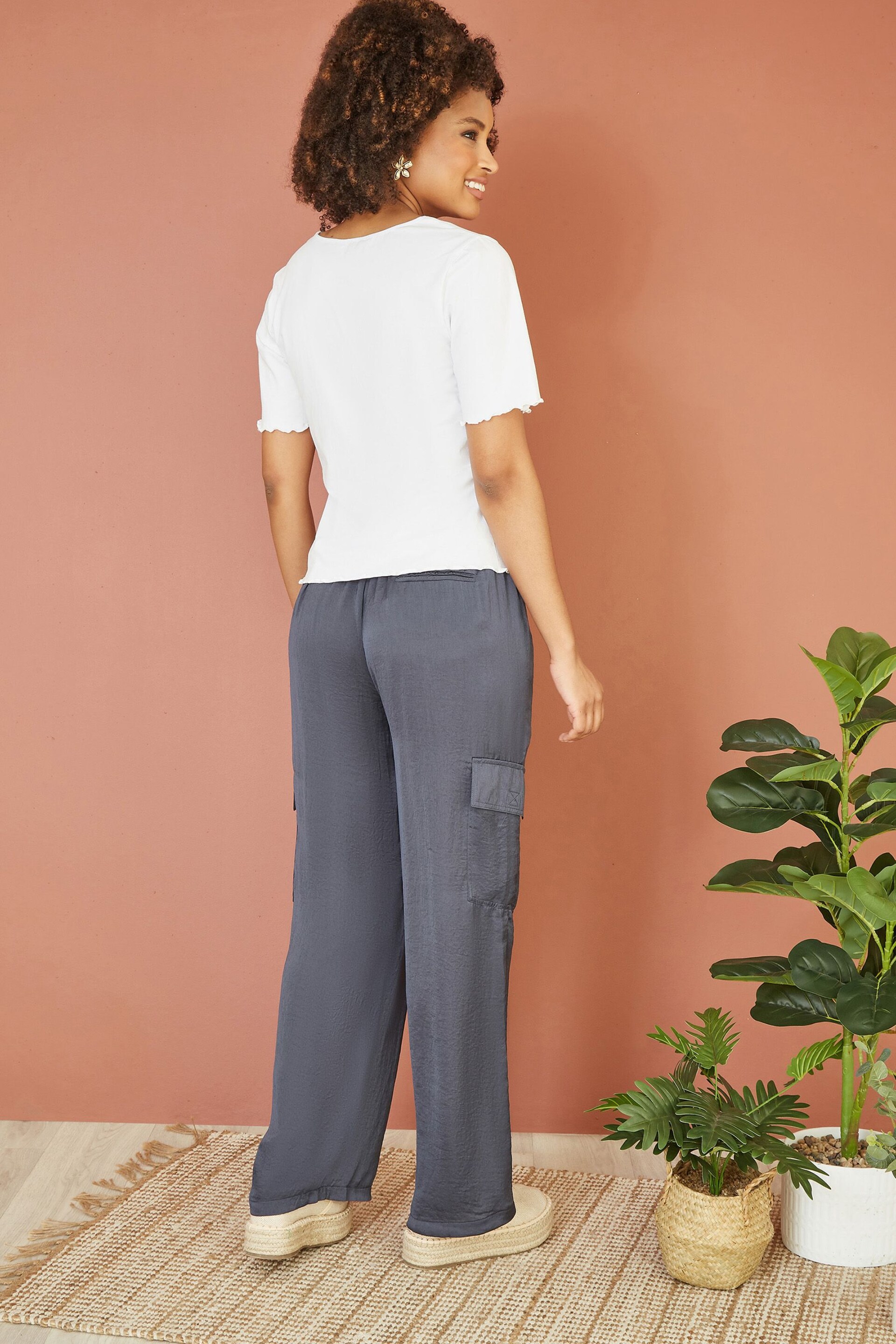 Yumi Grey Cargo Trousers - Image 3 of 4