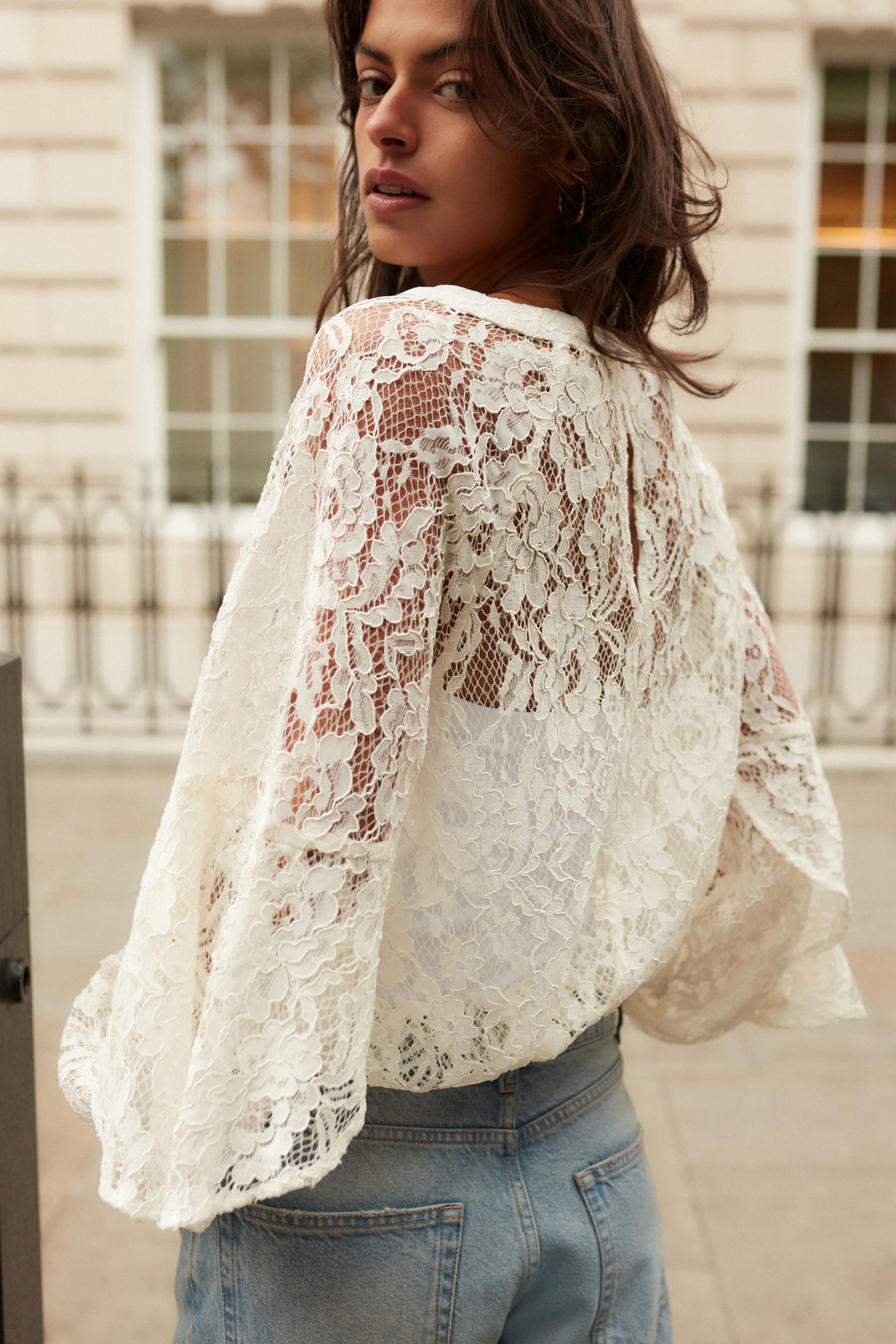 White lace long sleeve blouse top