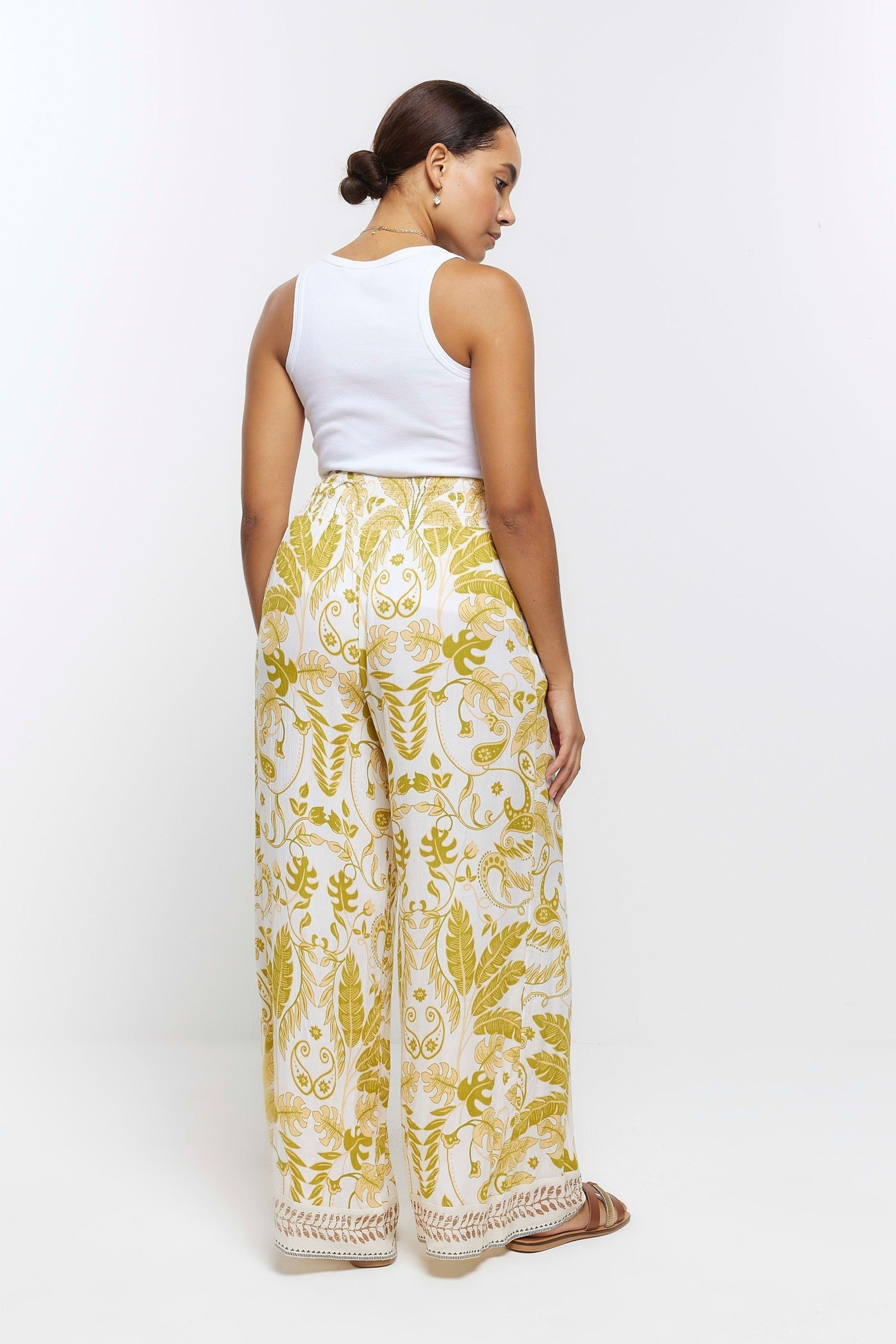 River Island Khaki Tropical Wide Leg Beach Trousers - Image 2 of 6