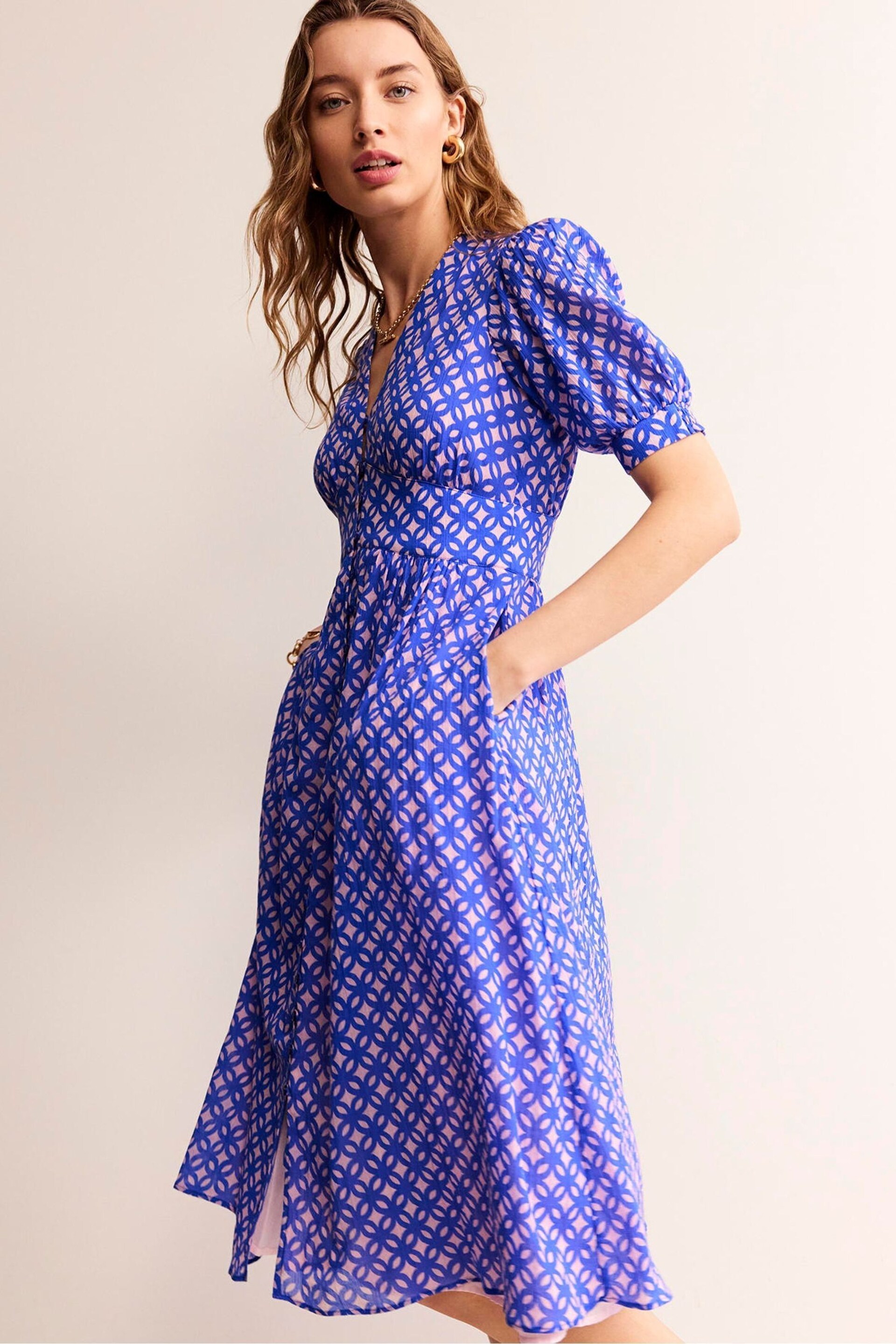 Boden Pink Elsa Crinkle Midi Tea Dress - Image 4 of 5