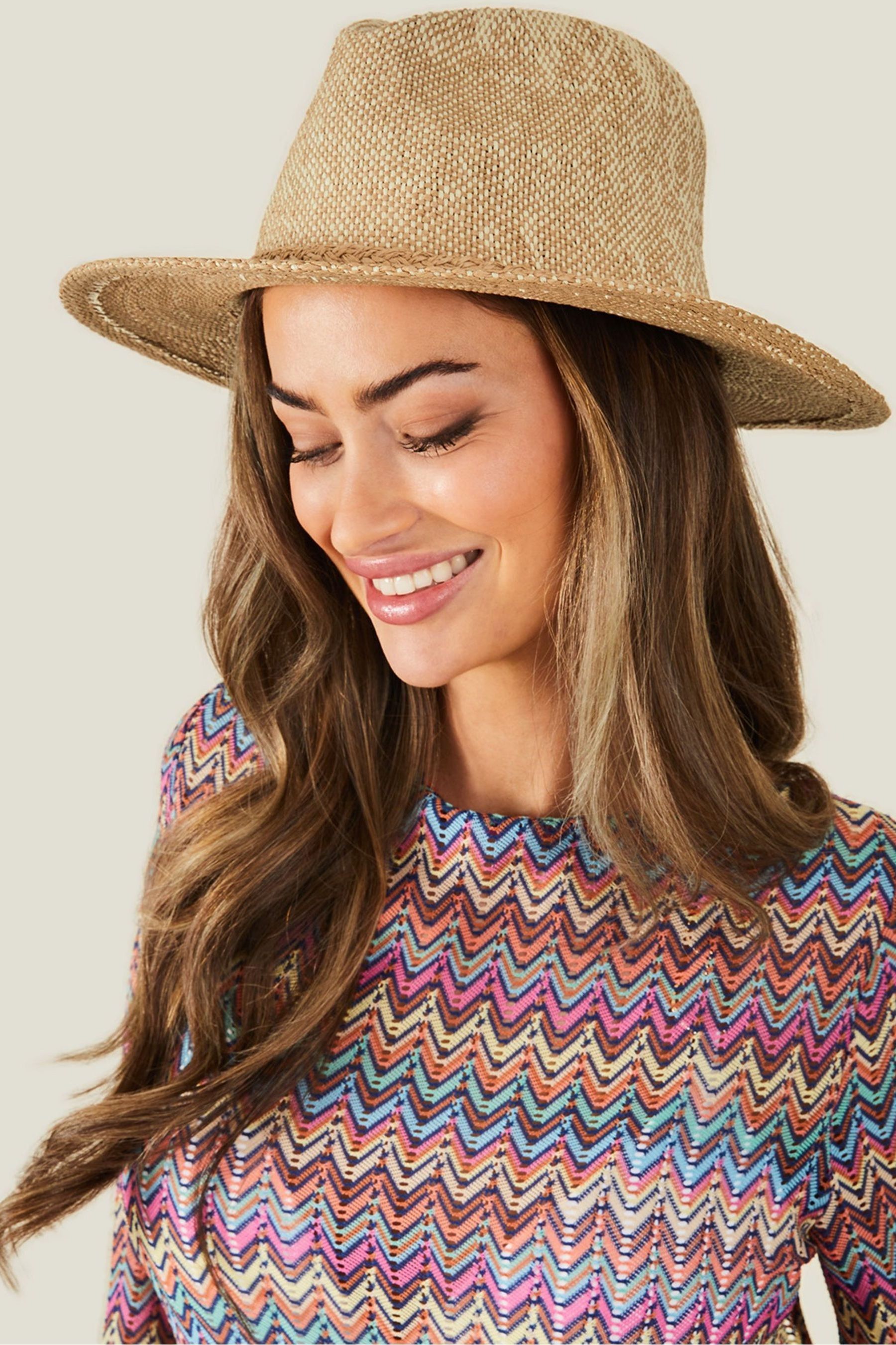 Accessorize fedora discount