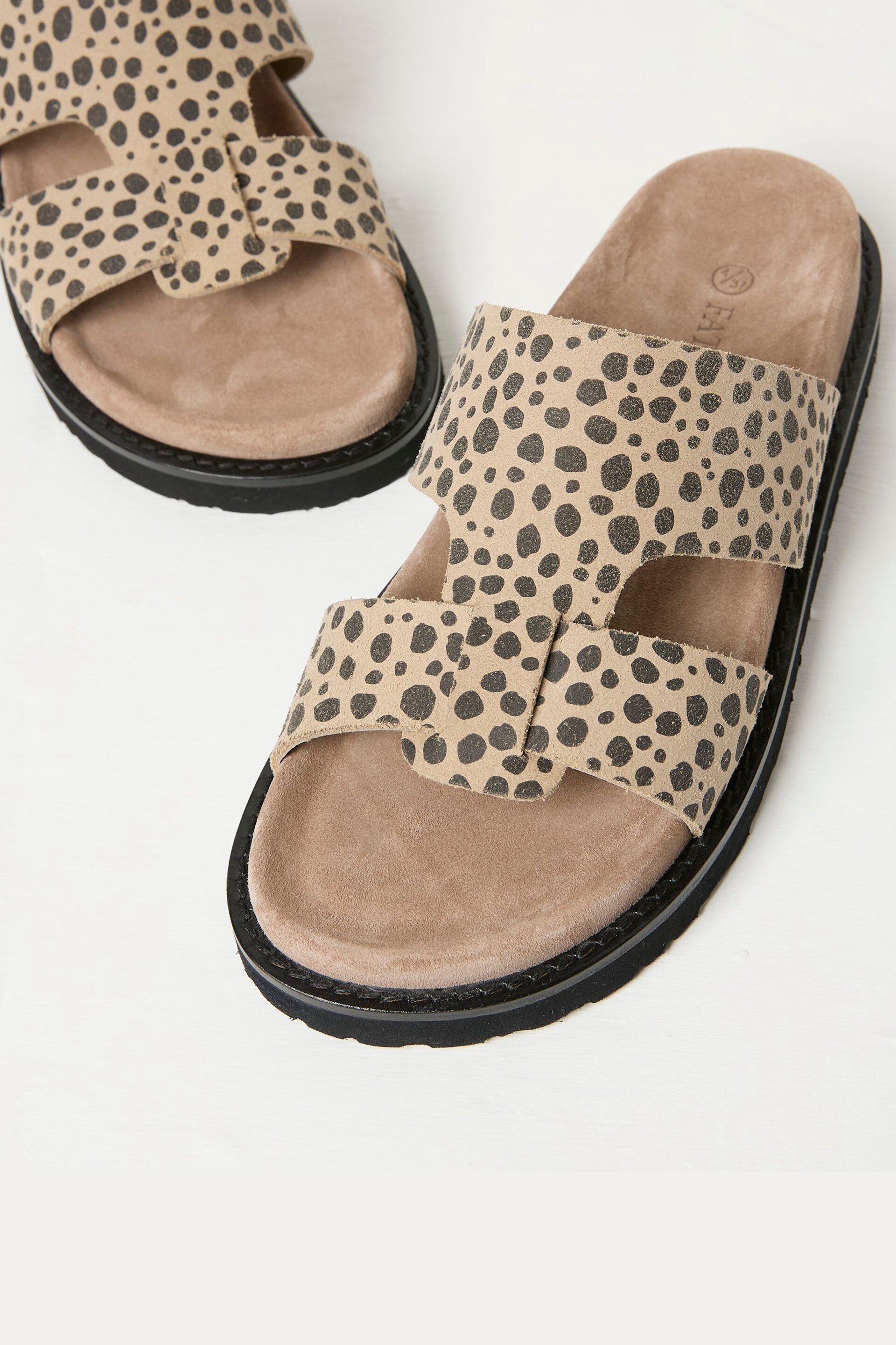 FatFace Natural Chunky Sole Sandals - Image 2 of 3