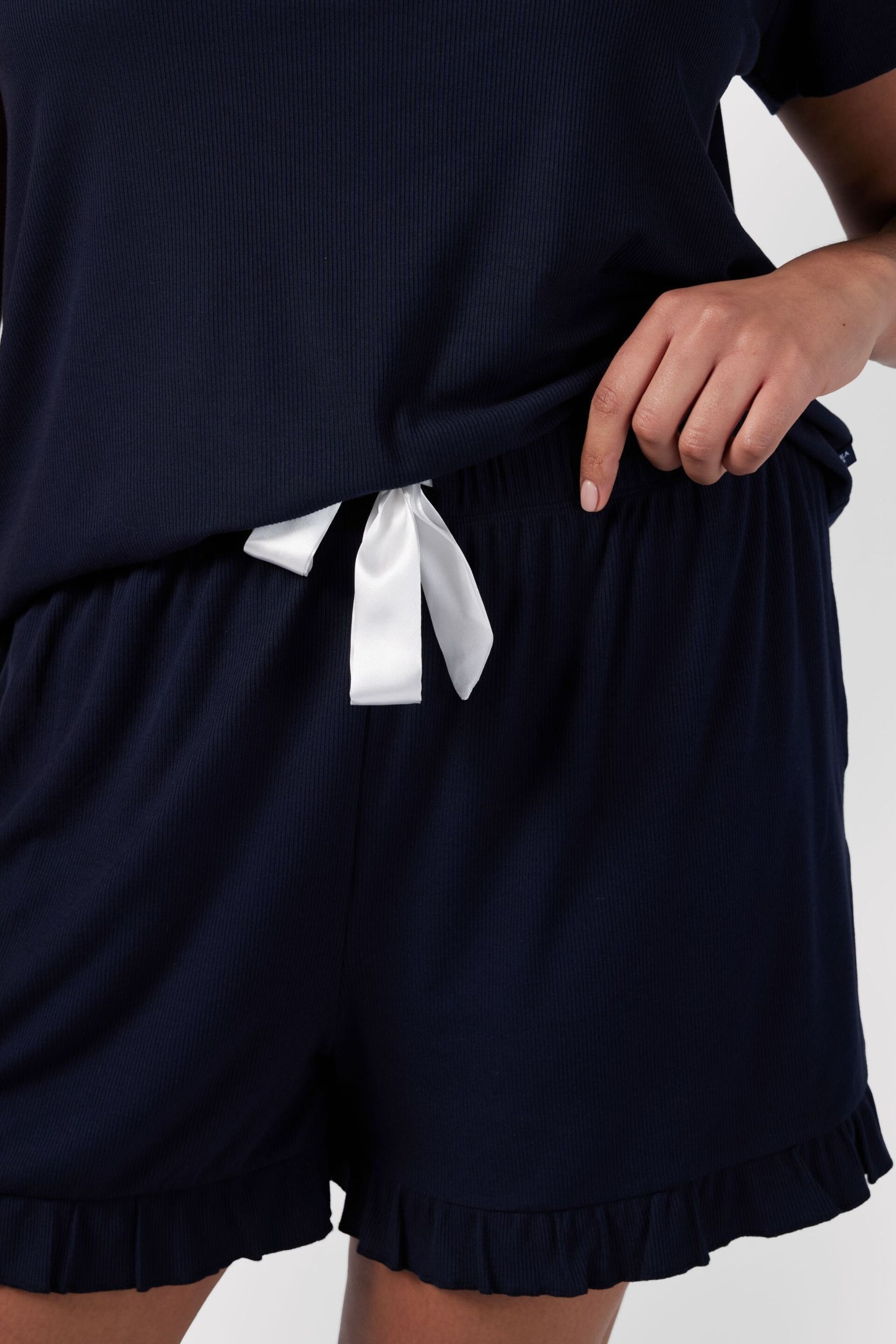 Chelsea Peers Navy Curve Ribbed Short Pyjama Set - Image 5 of 5