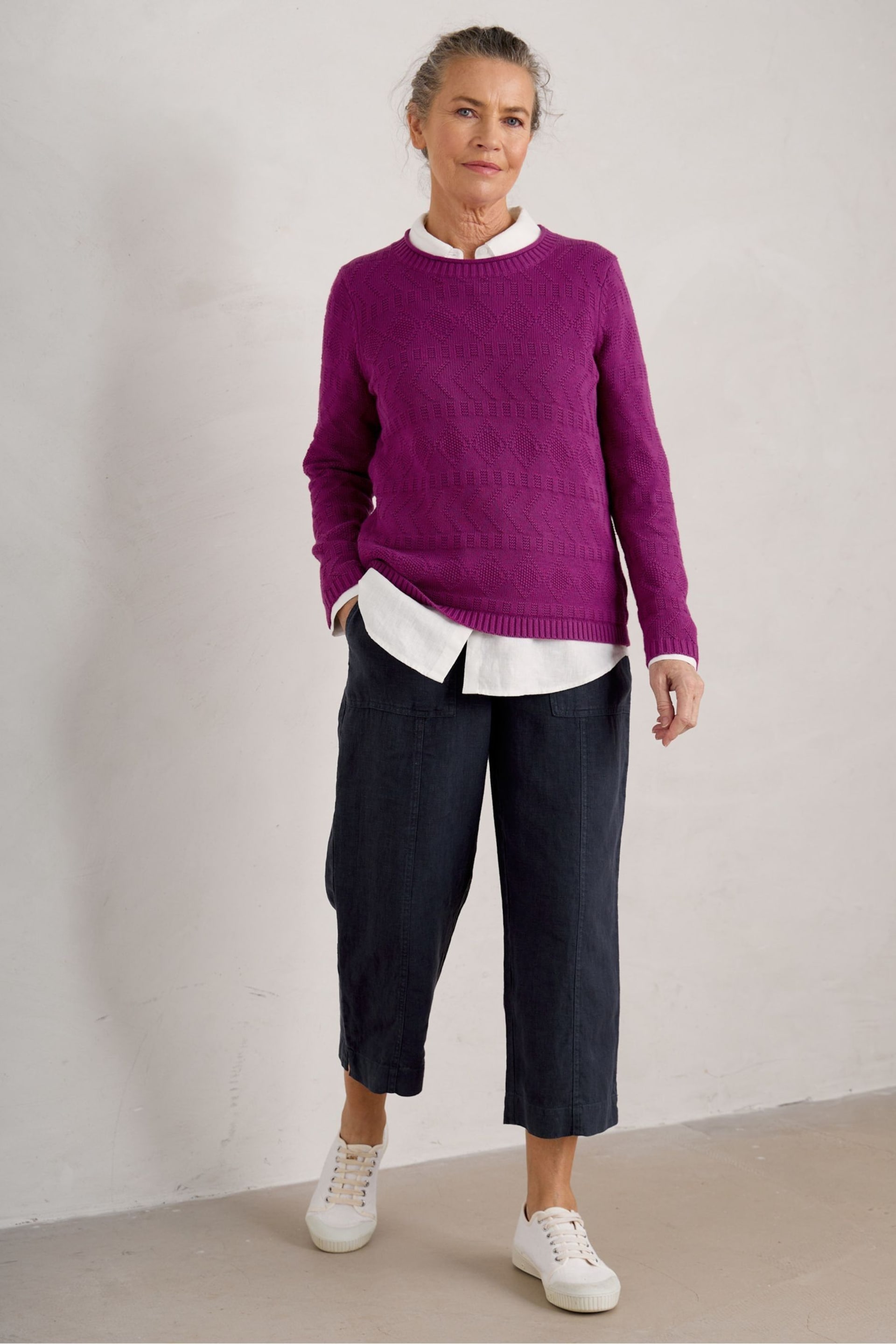 Seasalt Cornwall Blue Tall Poleacre Crop Trousers - Image 3 of 5