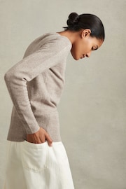 Reiss Neutral Annie Wool Blend Crew Neck Jumper with Cashmere - Image 4 of 5