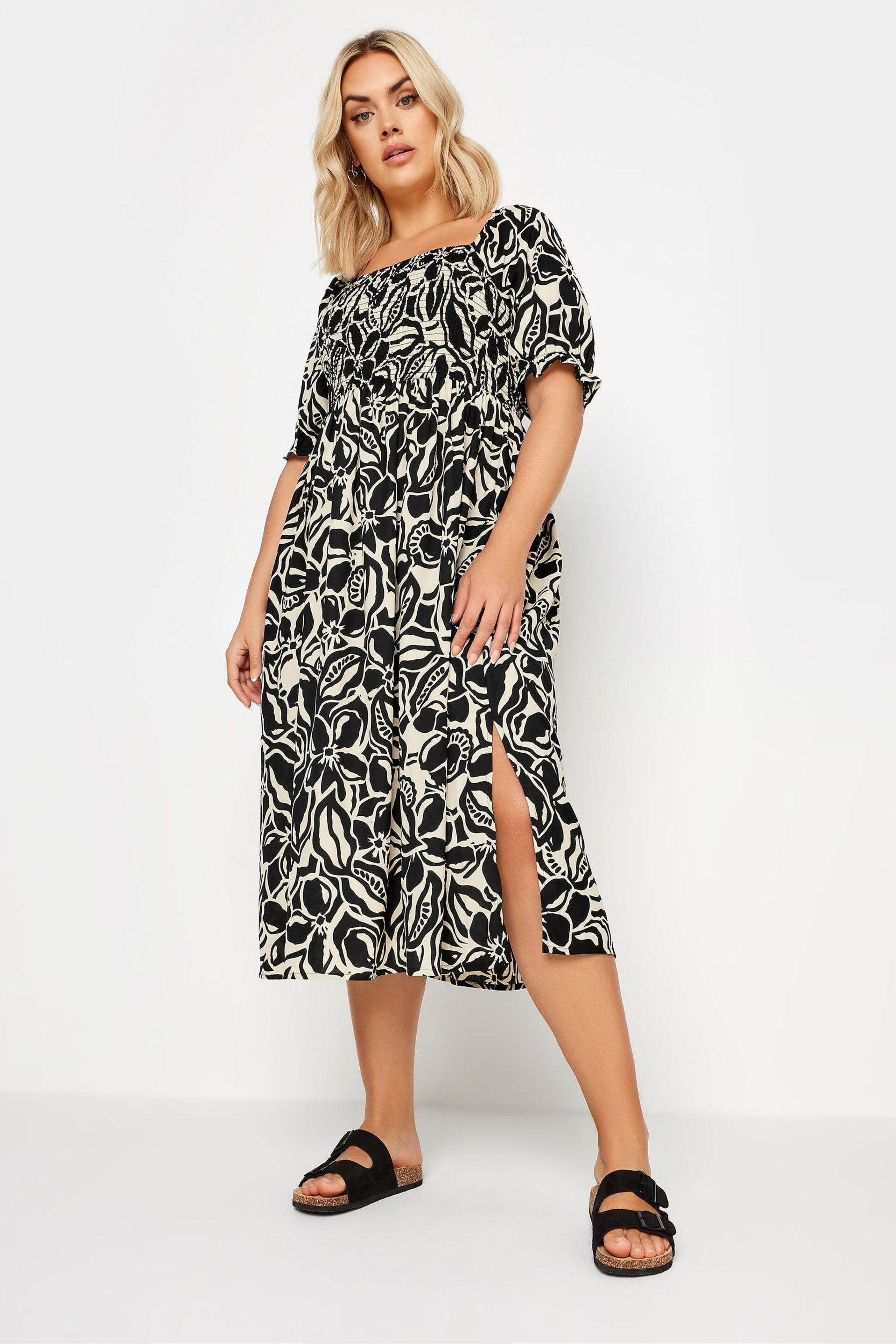 Yours Curve Black Abstract Floral Print Shirred Midi Dress - Image 4 of 6