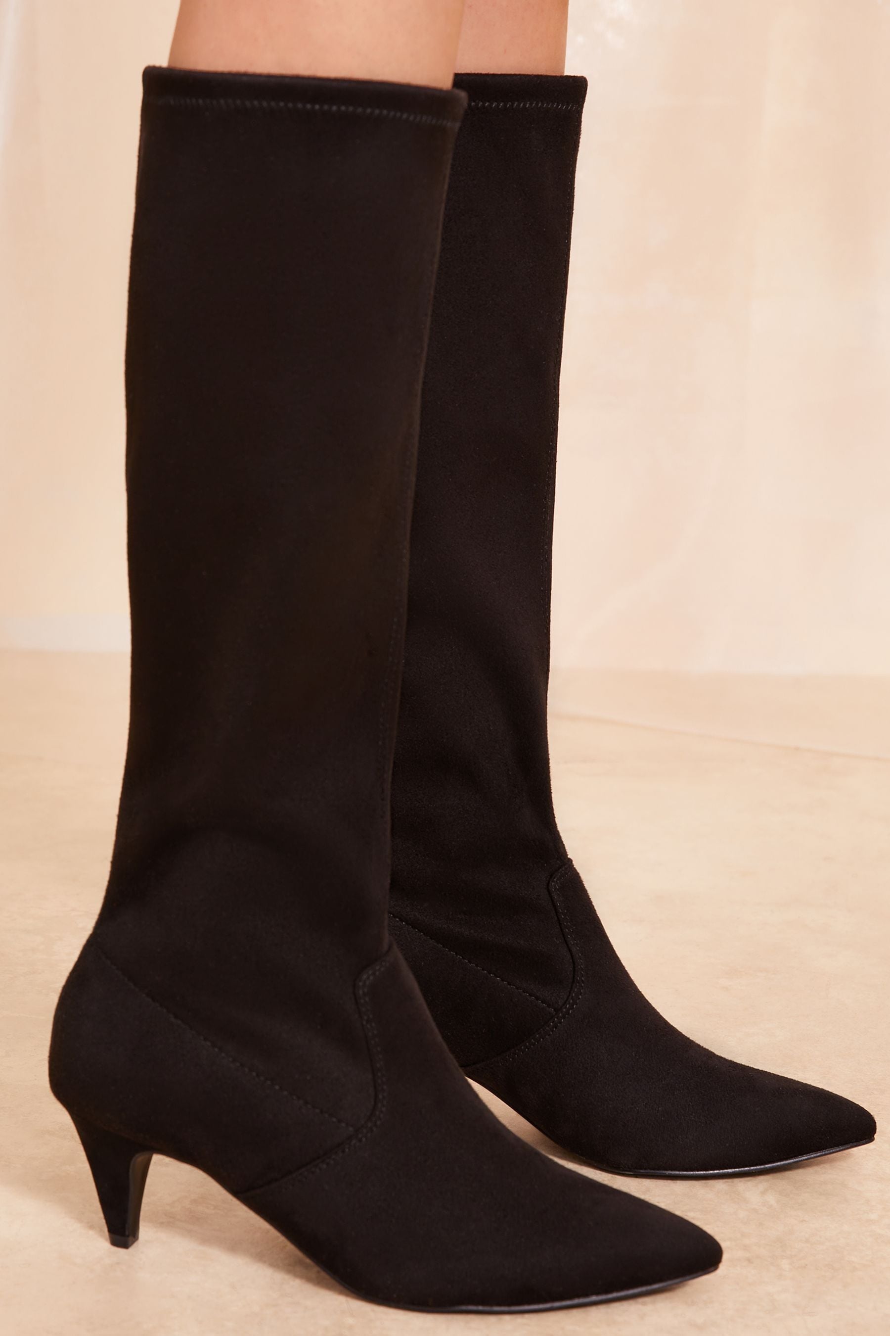Acheter Friends Like These Kitten Heel Knee Mid Faux Suede Boots from Next Luxembourg