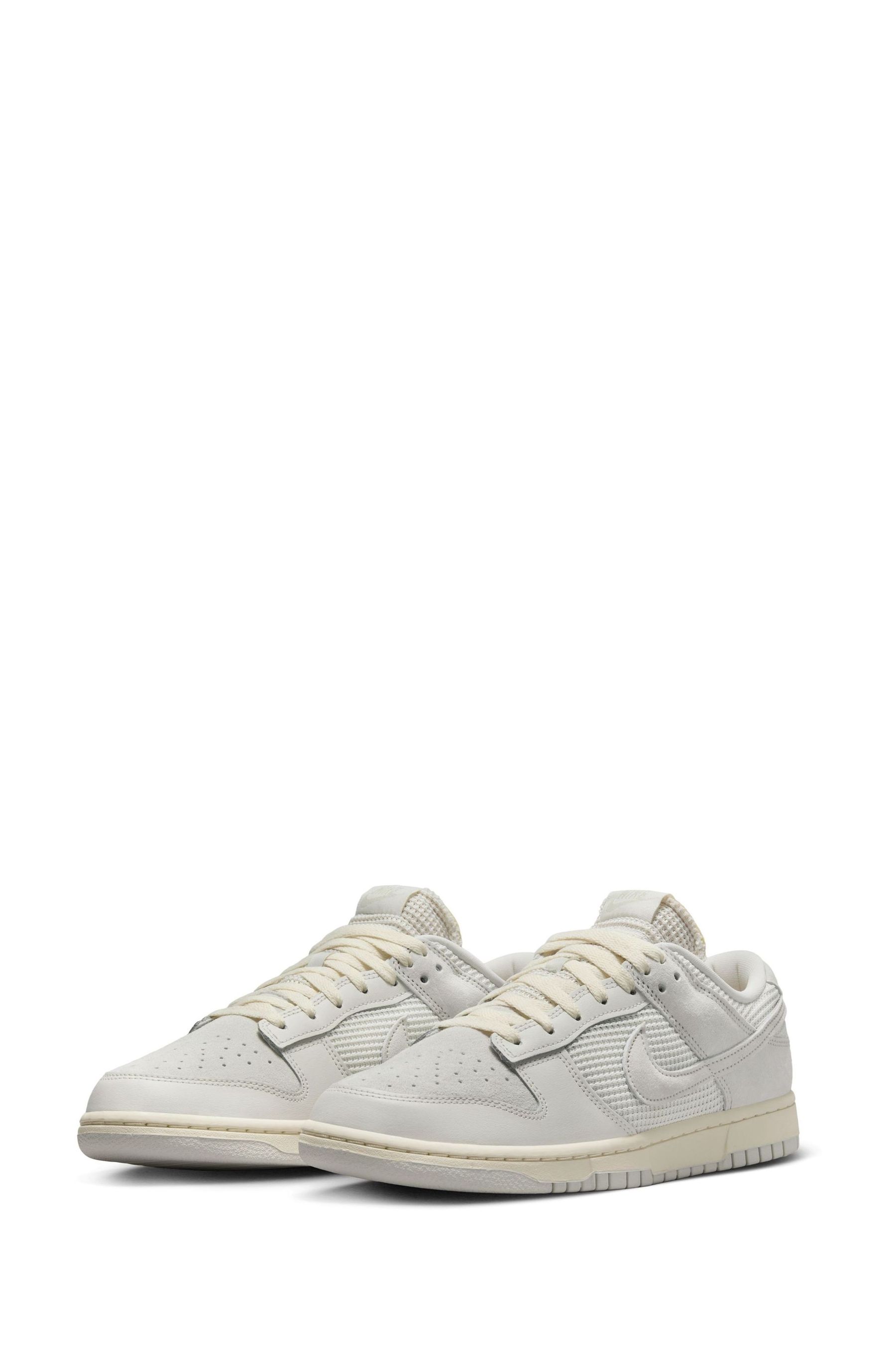 Nike sb trainers grey shop