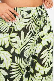 Yours Curve Black Green Leaf Print Culottes - Image 4 of 5