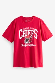 Kansas City Chiefs Relaxed Fit American License NFL Graphic T-Shirt - Image 5 of 6