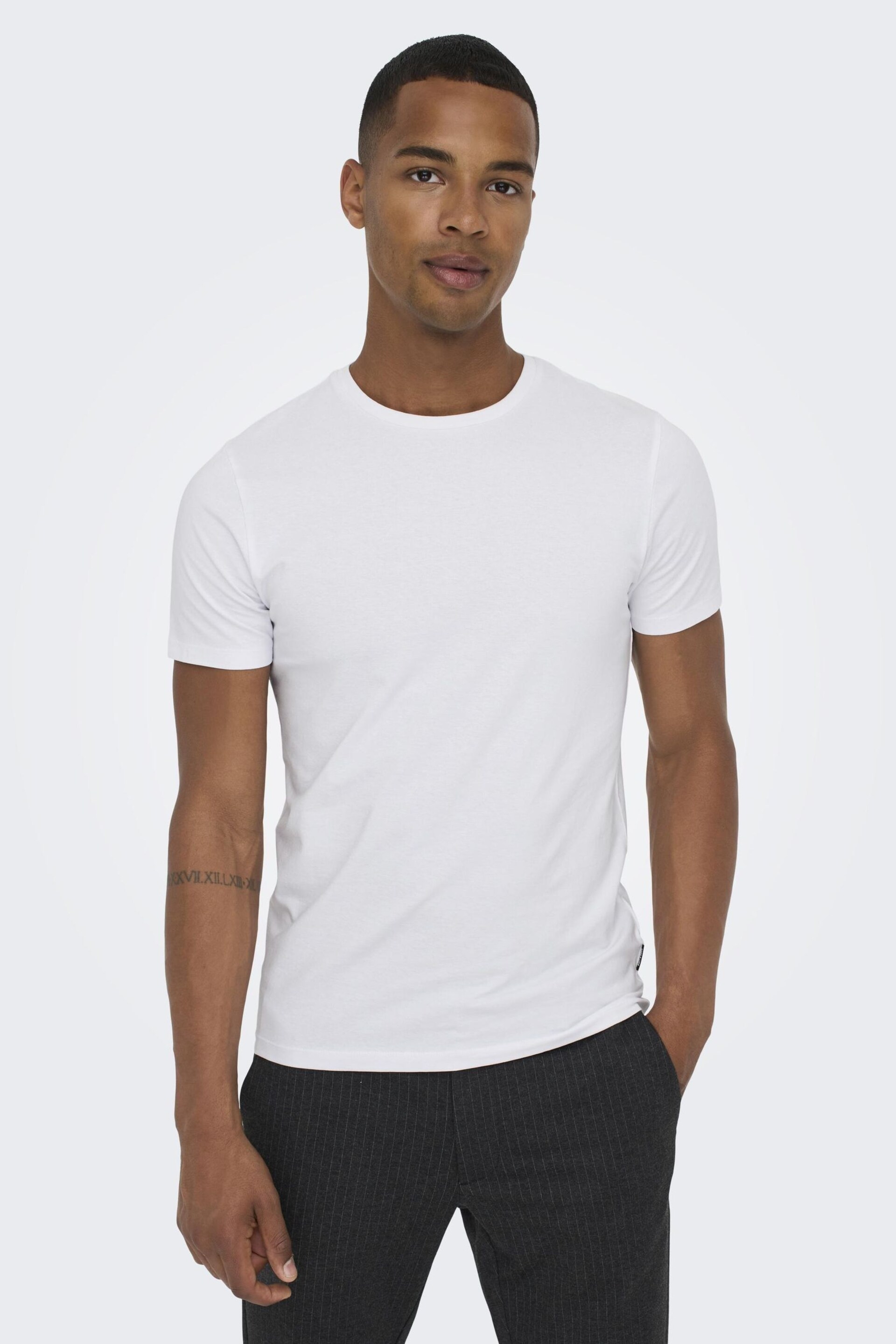 Only & Sons White 2 Pack Oversized Heavy Weight T-Shirt - Image 2 of 6