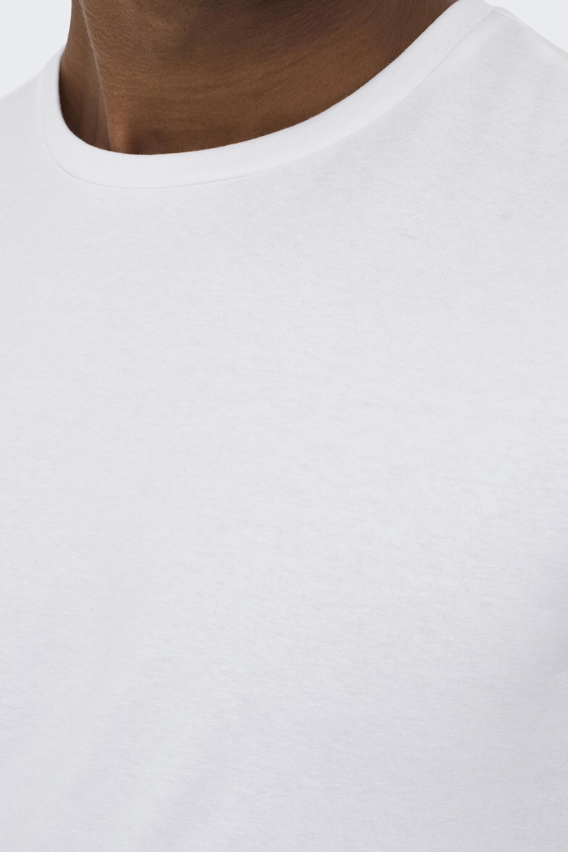 Only & Sons White 2 Pack Oversized Heavy Weight T-Shirt - Image 4 of 6