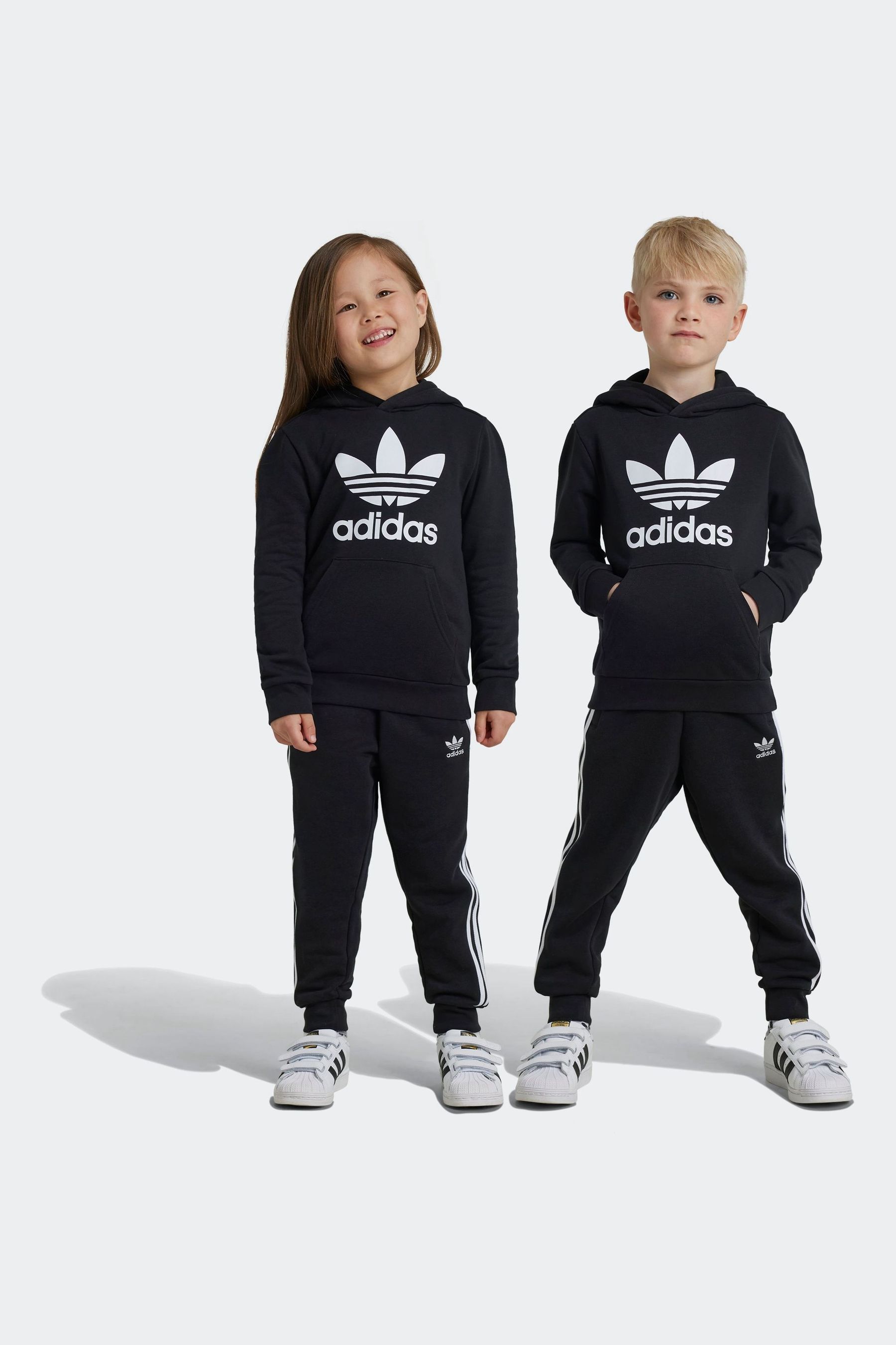 Adicolor hoodie deals