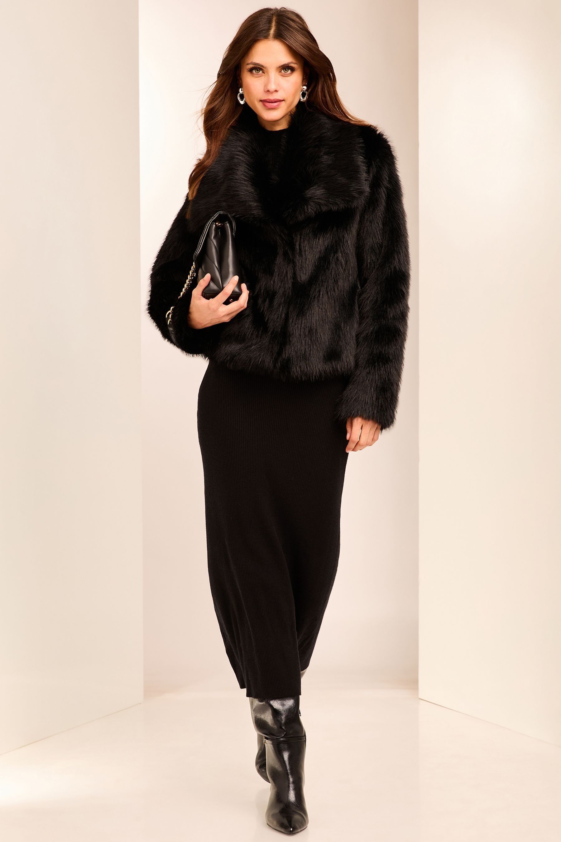 Lipsy black reversible fur coat deals
