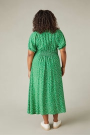 Live Unlimited Green Curve Spot Shirred Shoulder Midi Dress - Image 6 of 7