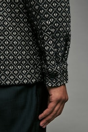 Black/White Tapestry Shacket Overshirt - Image 4 of 8