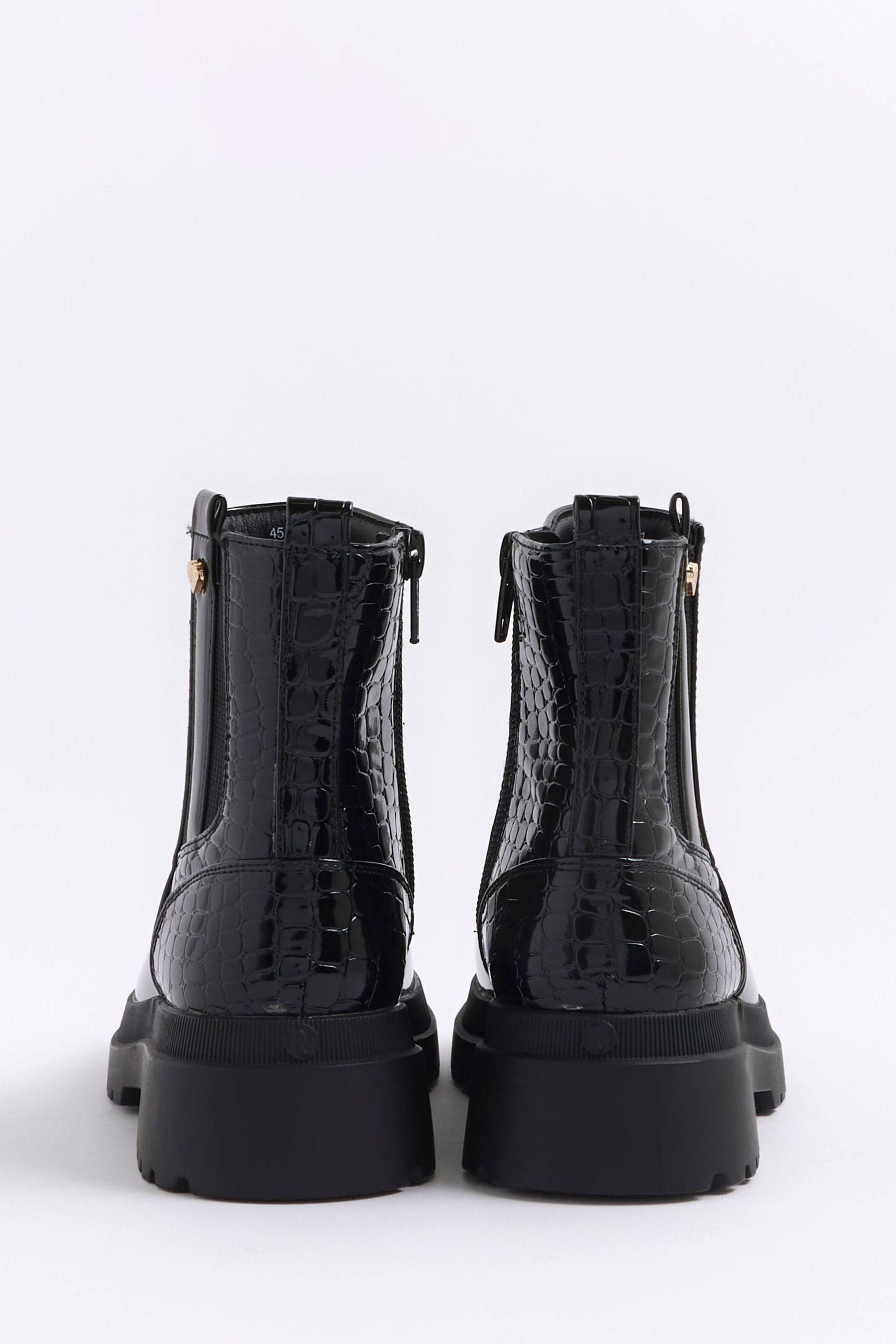 Black chelsea boots womens river island top
