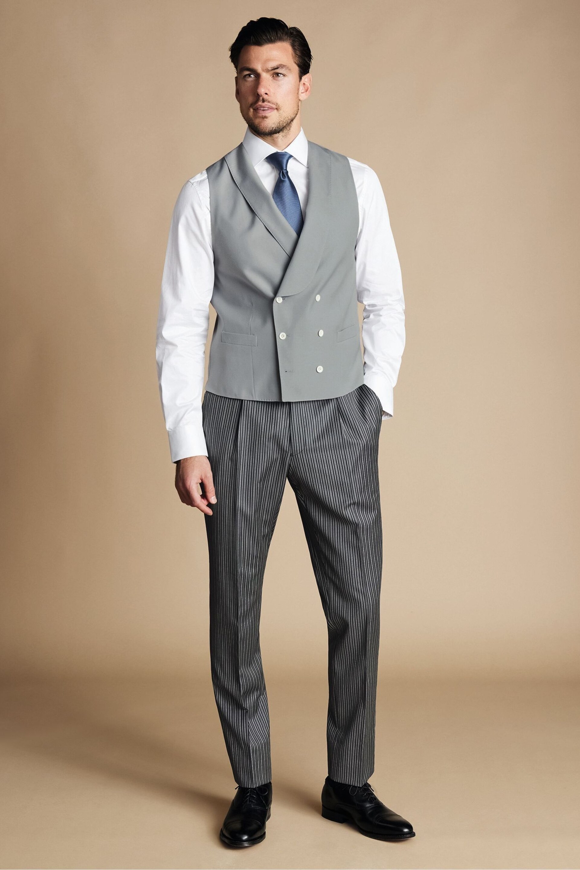 Charles Tyrwhitt Grey Adjustable Fit Morning V2 Suit: Waistcoat - Image 2 of 5