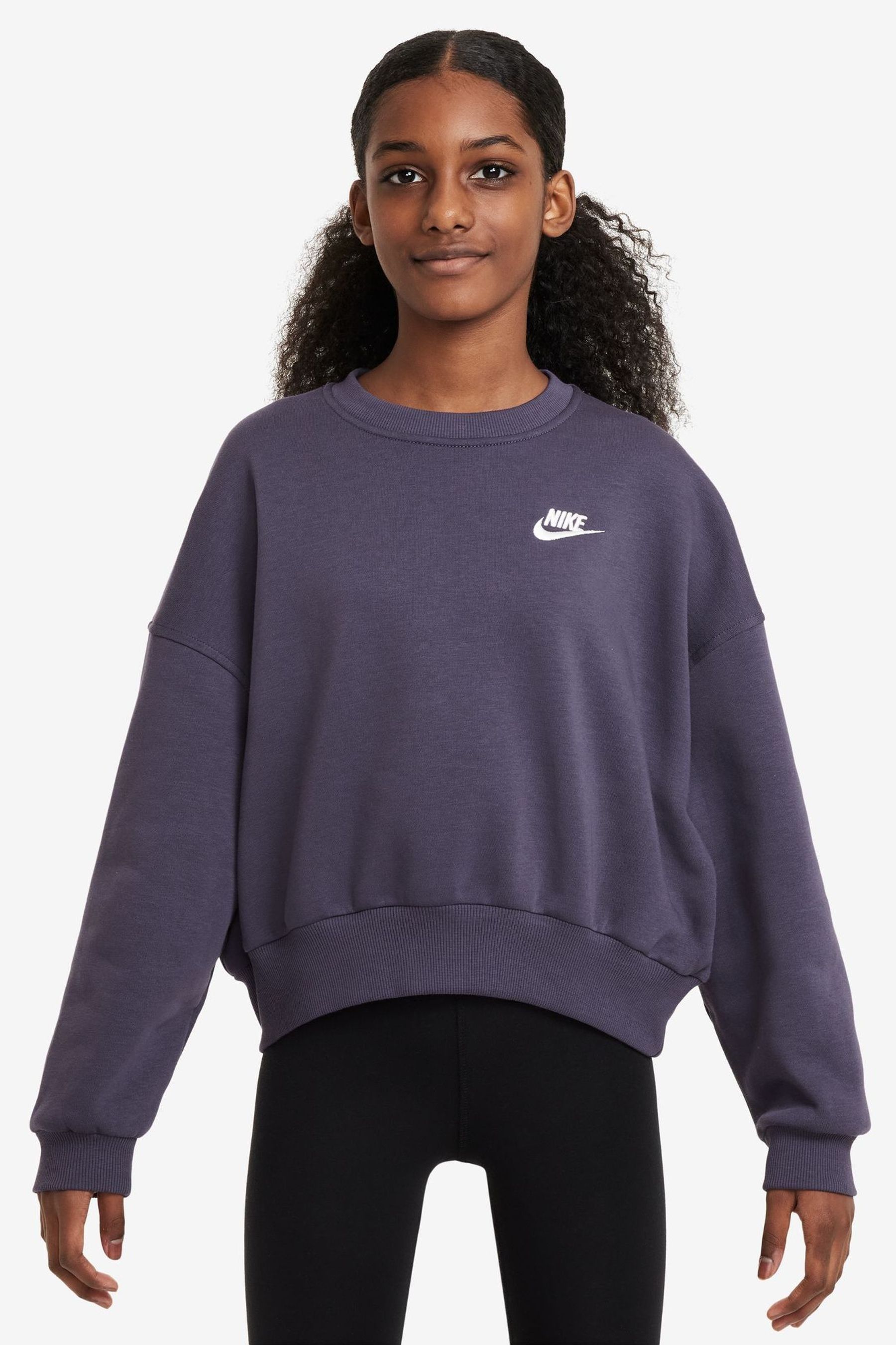 Nike heritage crew sweat best sale
