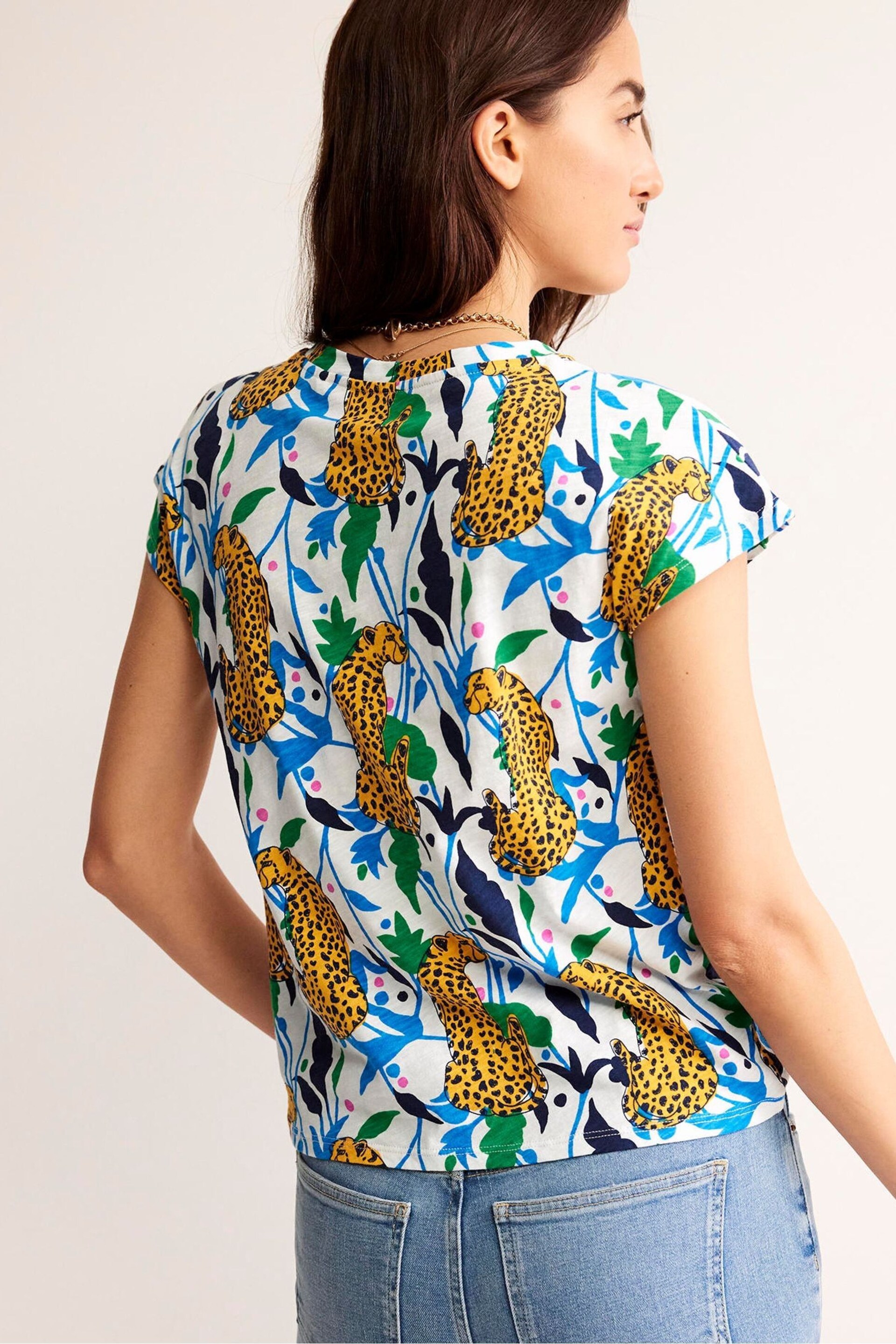 Boden Natural Louisa Printed Slub T-Shirt - Image 3 of 4