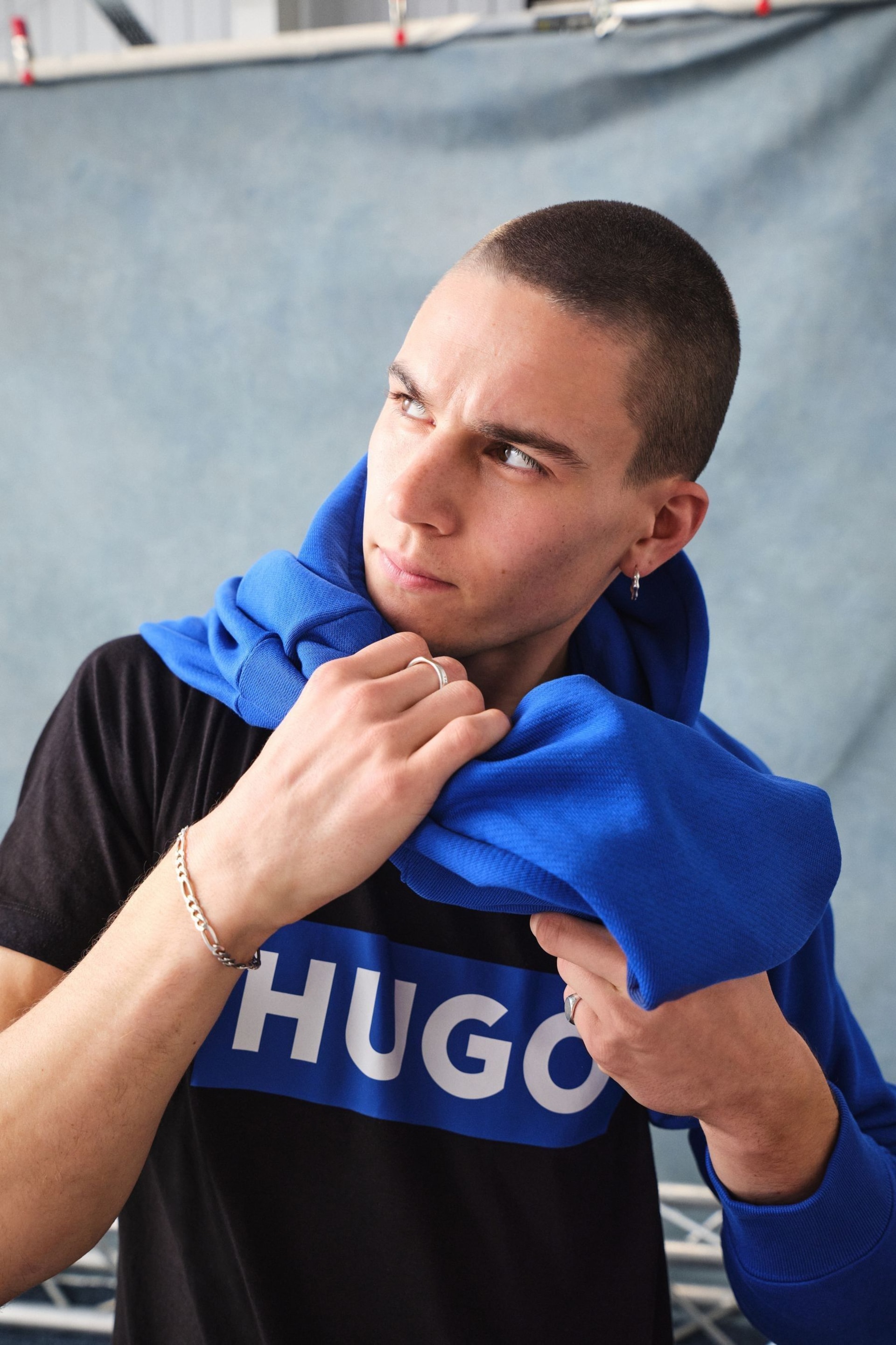HUGO Blue Large Box Logo T-Shirt - Image 3 of 5