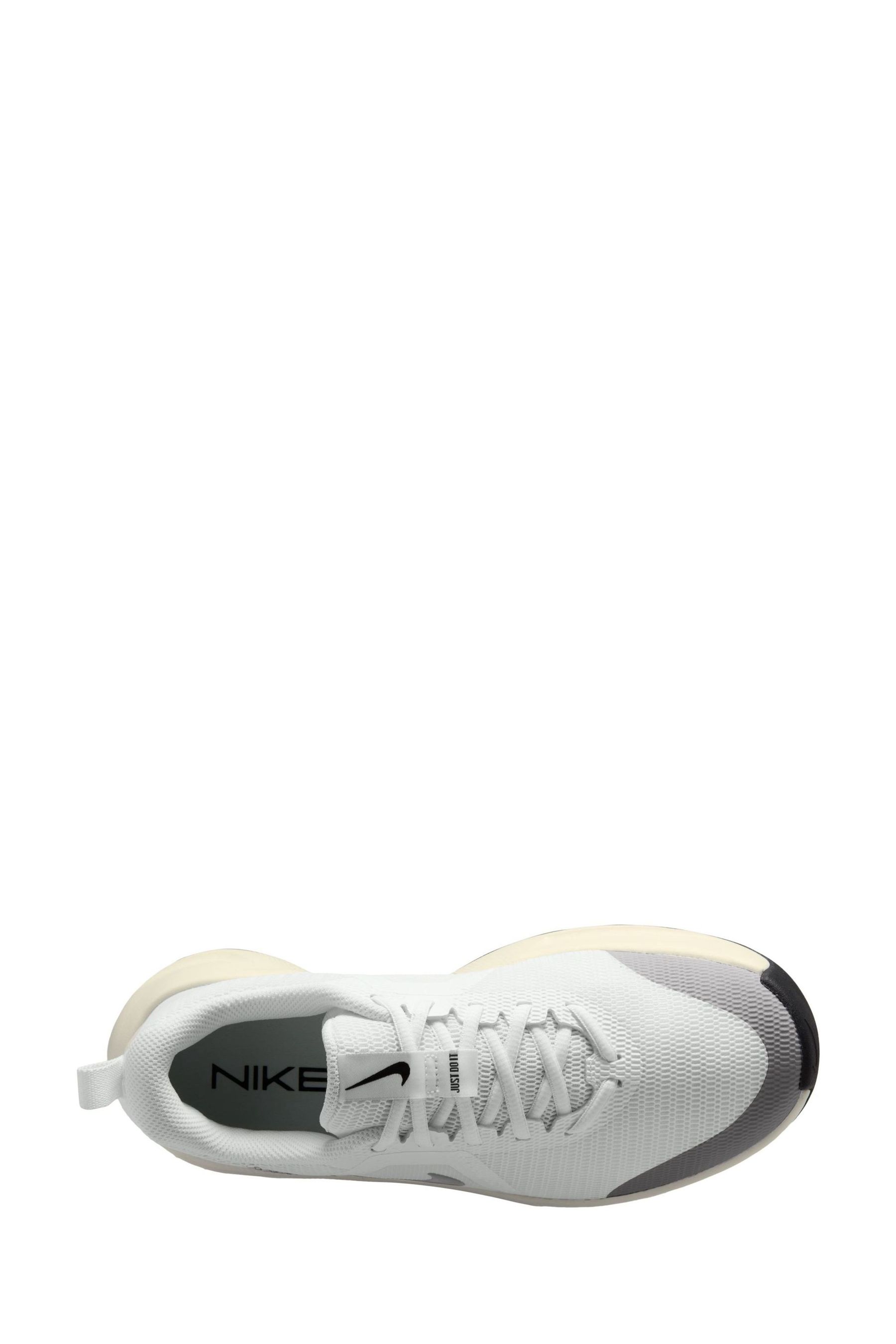 Nike White Silver MC Trainer 3 Gym Trainers