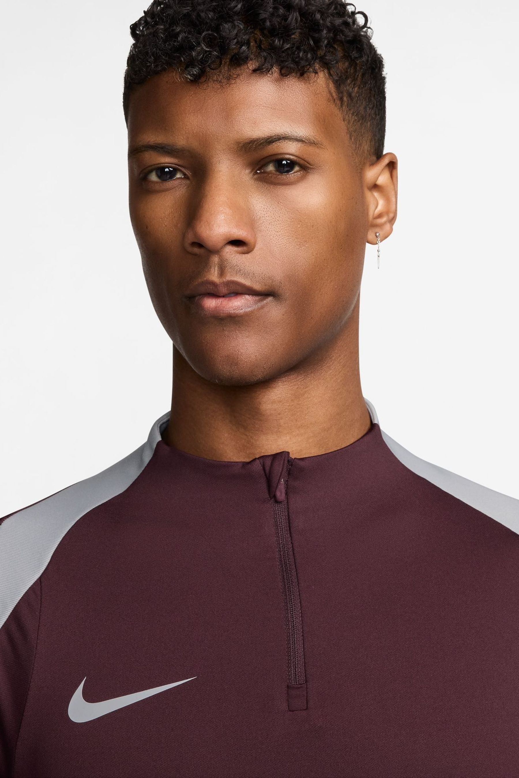 Nike burgundy top best sale