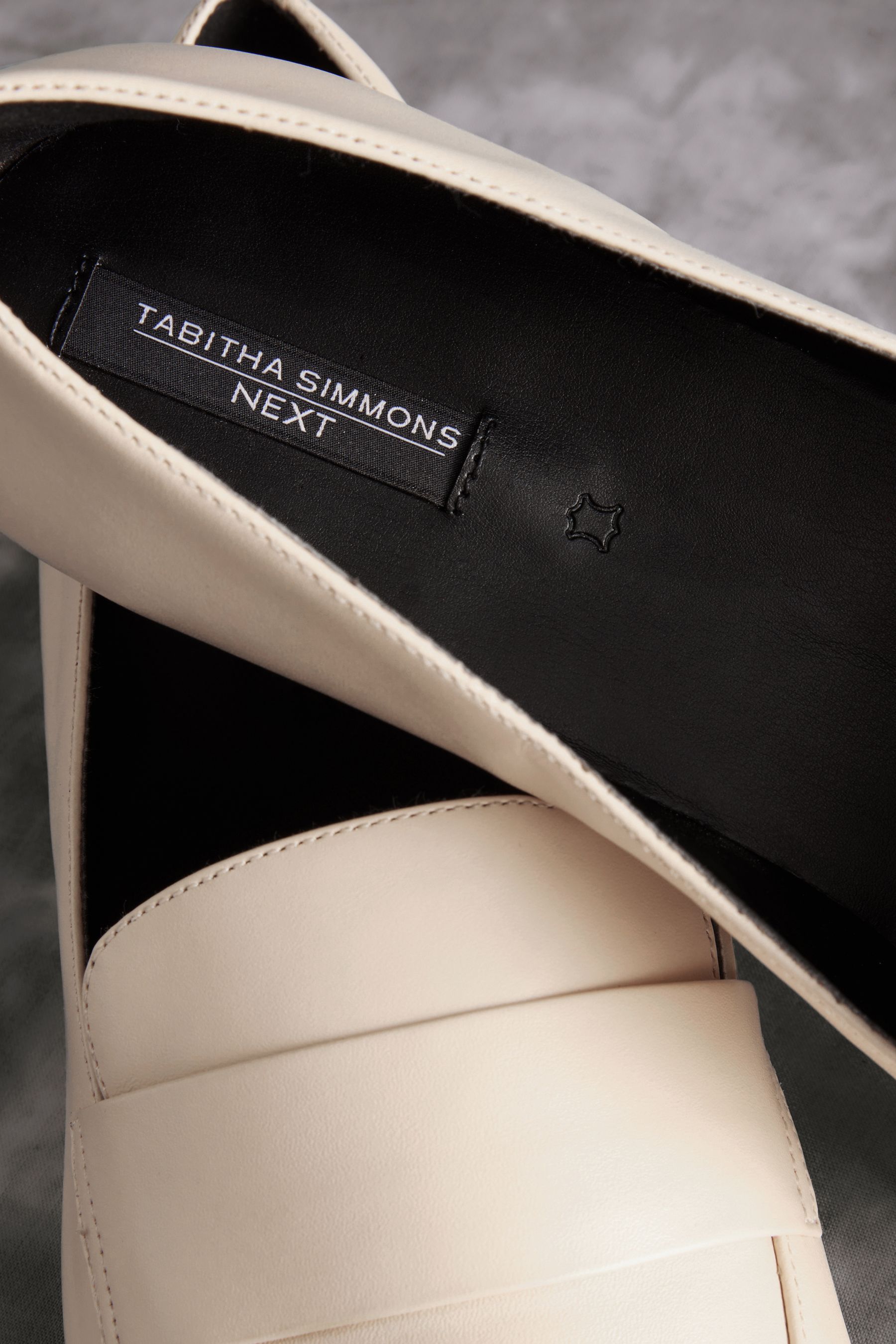 Tabitha simmons loafers deals