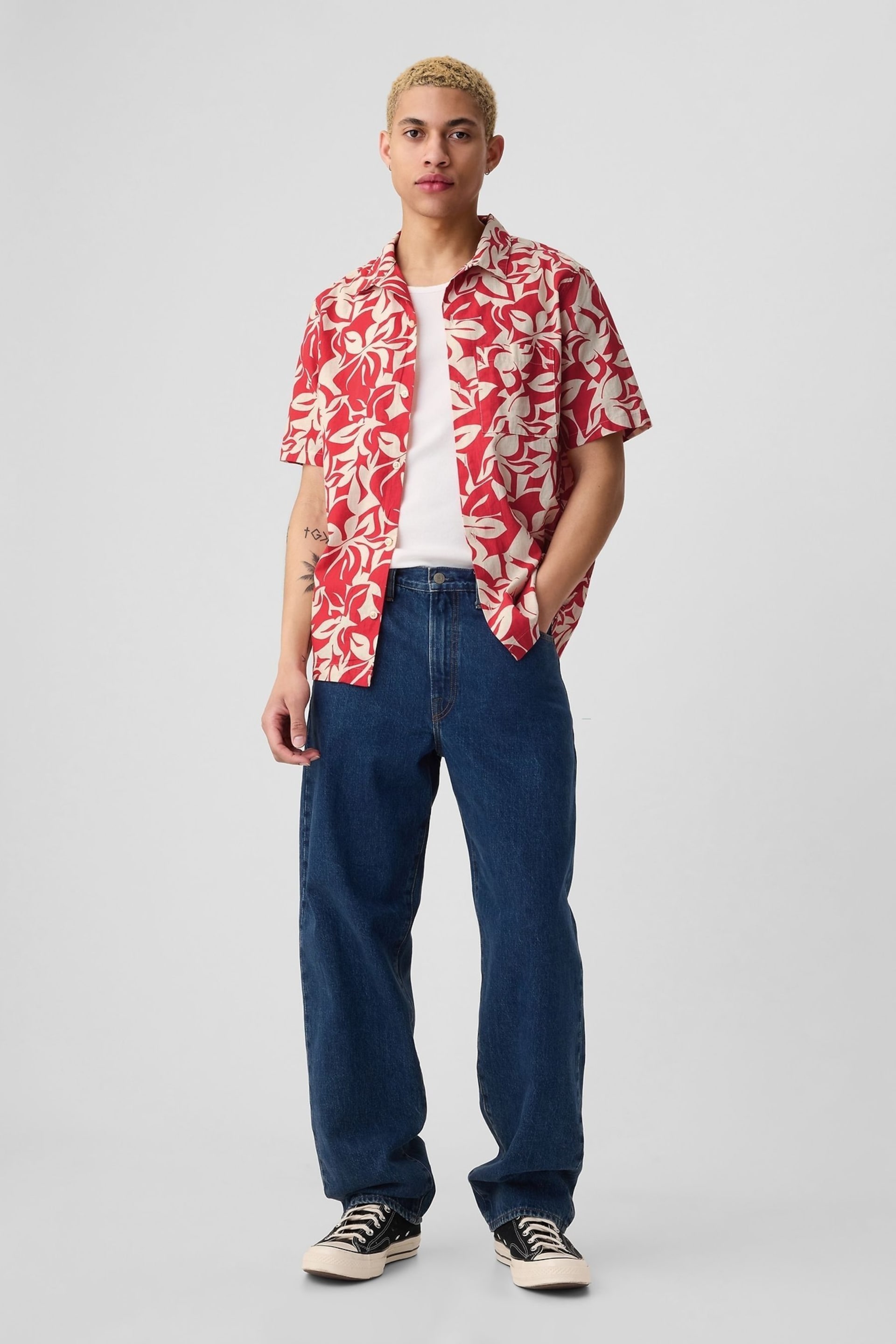 Gap Red Floral Linen Cotton Short Sleeve Shirt - Image 3 of 4