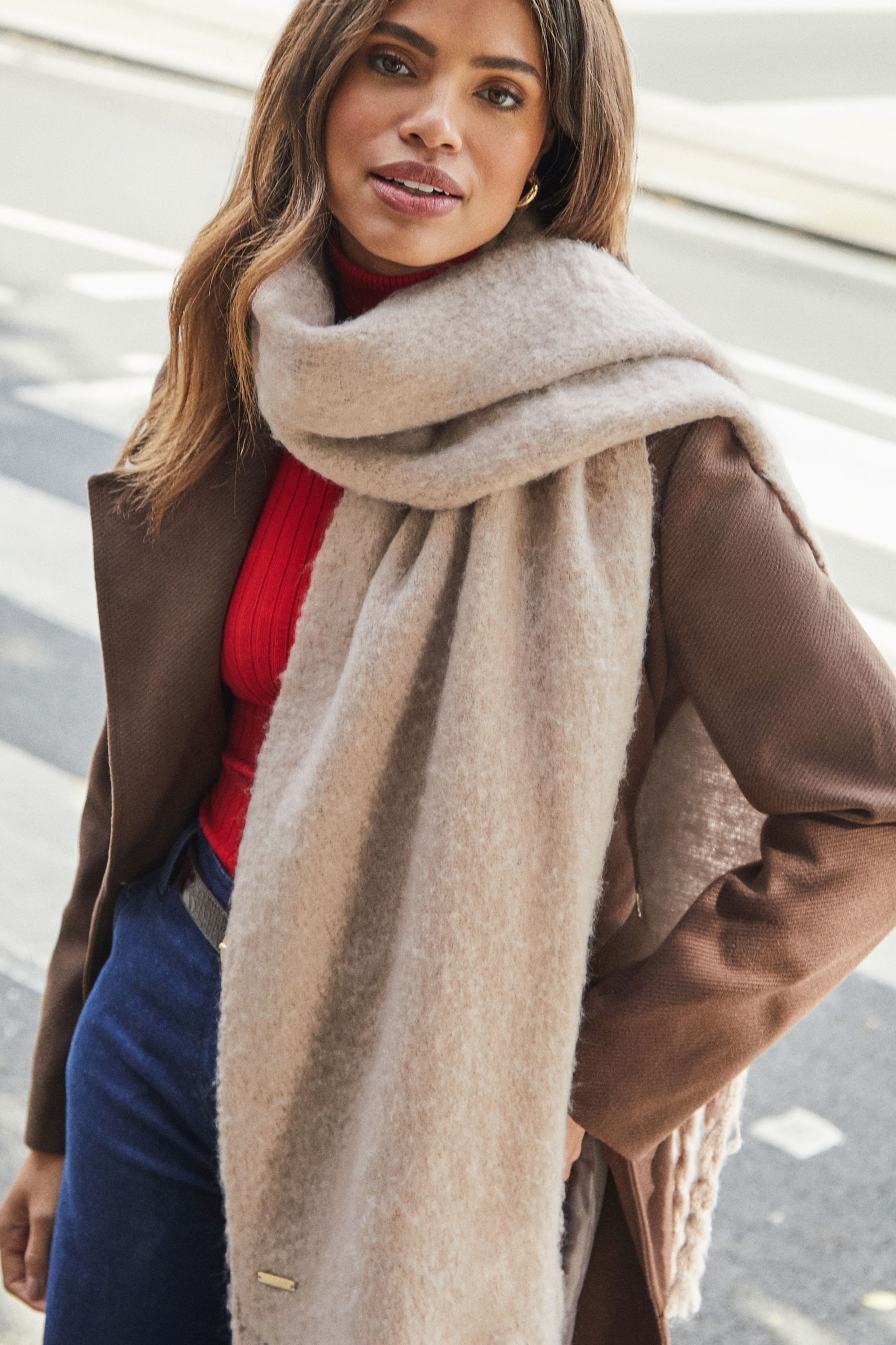 Lipsy scarf 2025