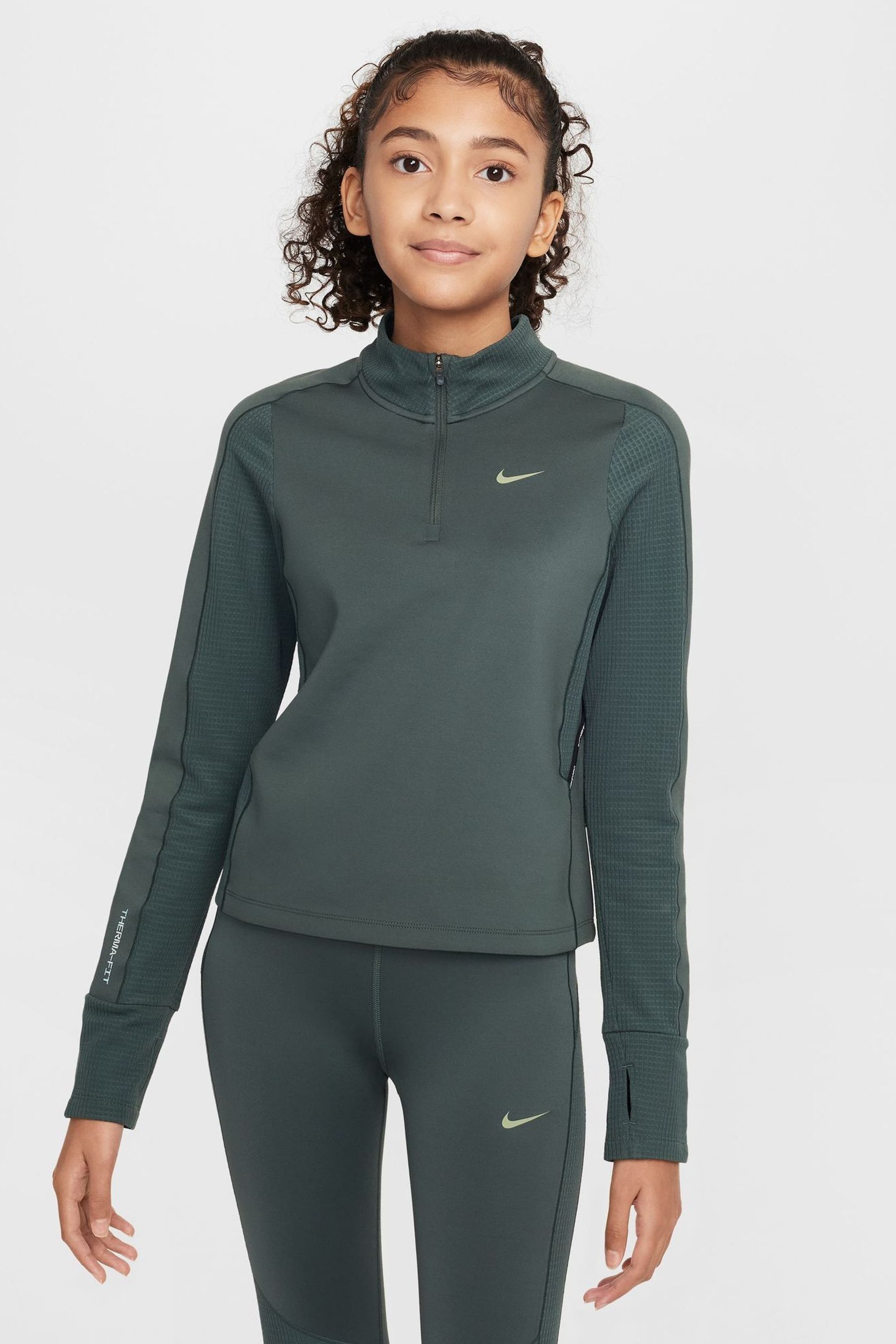 Nike therma long sleeve quarter zip top