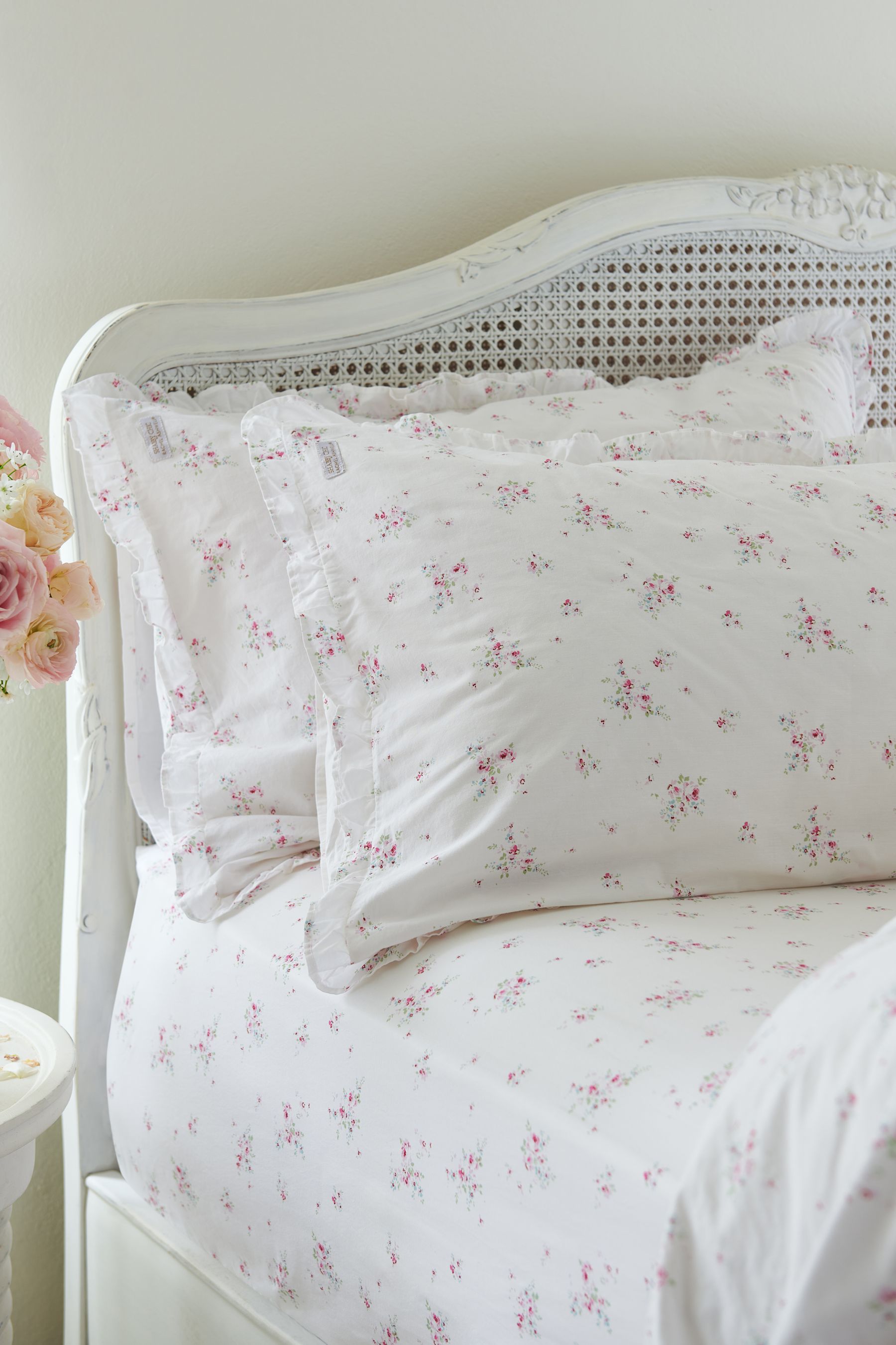 Rachel ashwell crib top